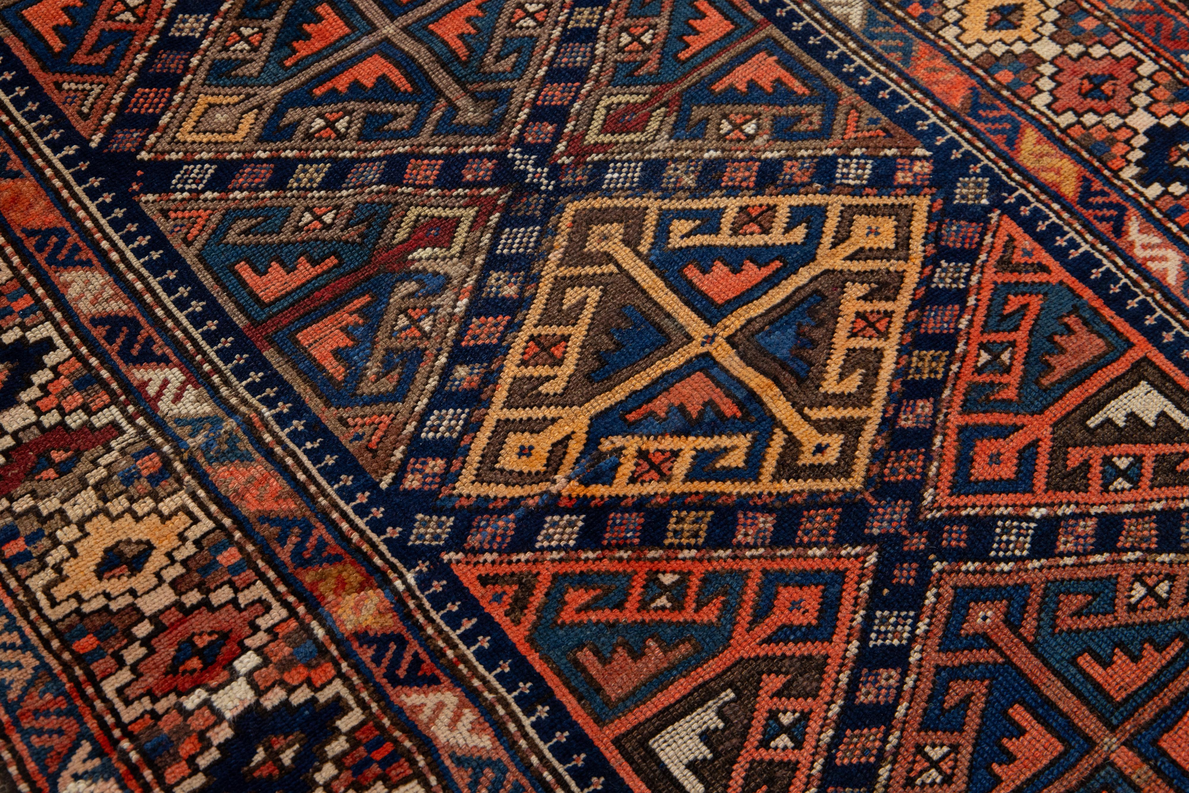 Runner in lana persiano Malayer antico dal design geometrico in blu in vendita 1