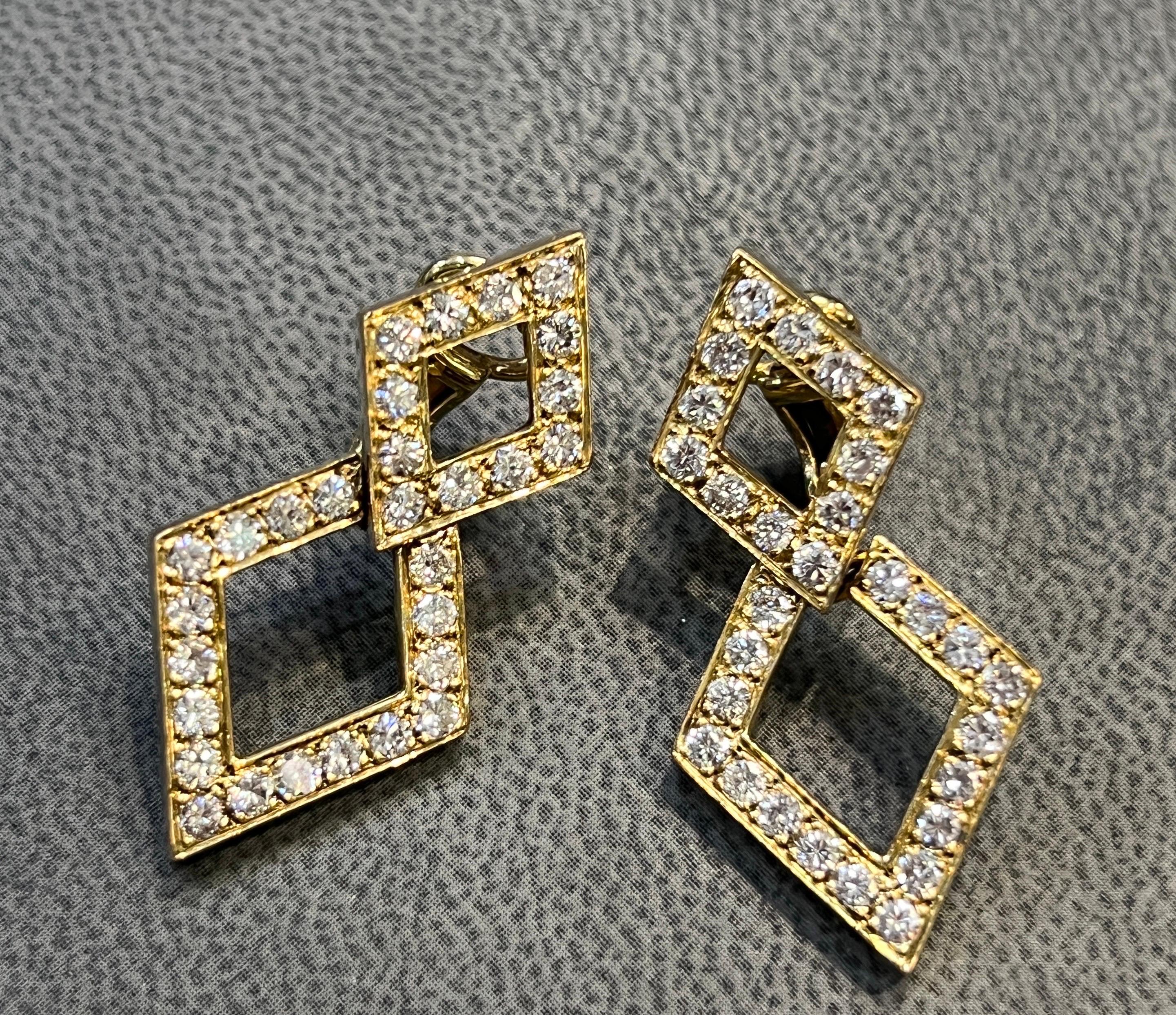 Geometric Diamond Earrings In Excellent Condition For Sale In New York, NY
