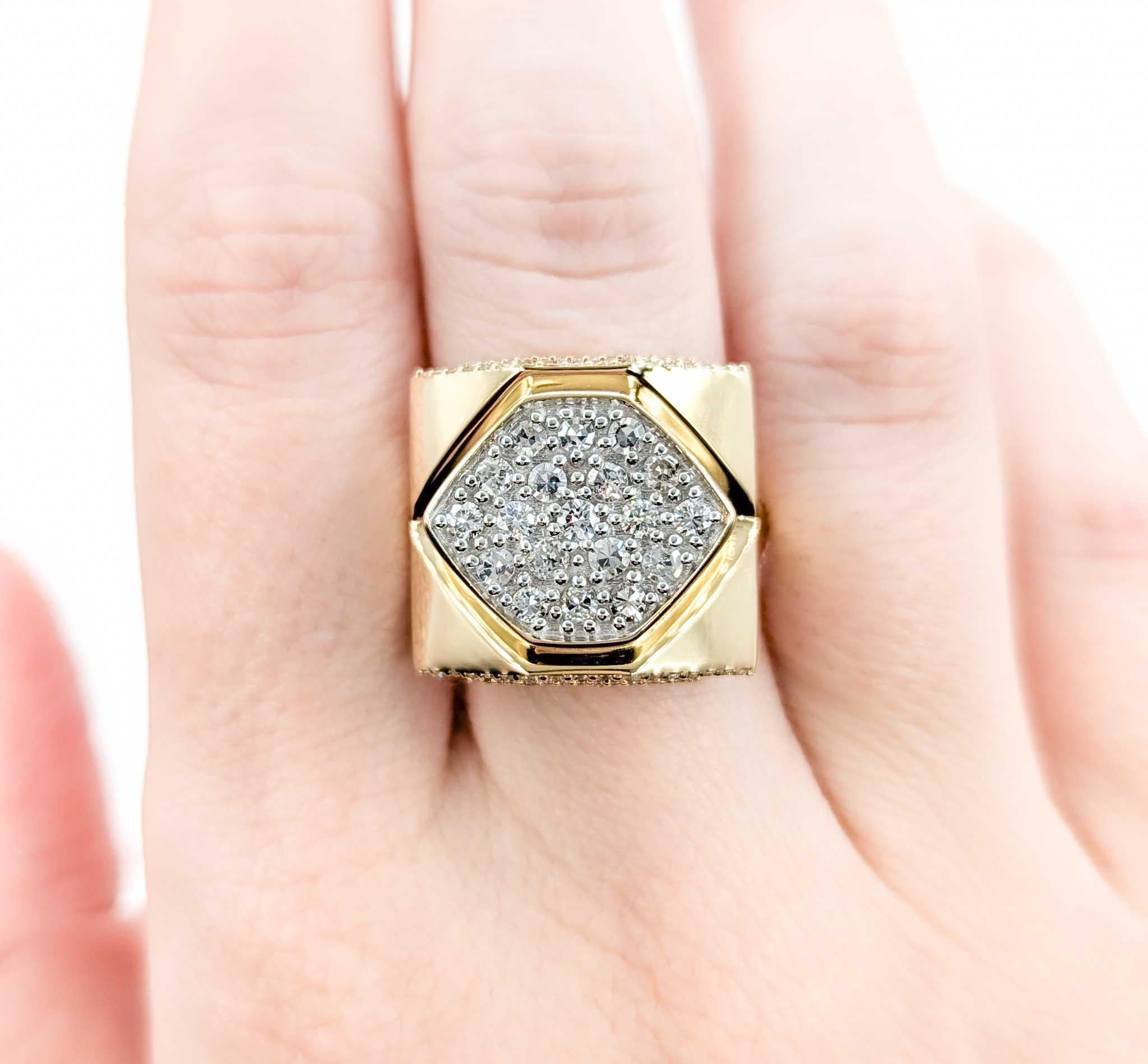 Geometric Diamond Ring in 14k Yellow Gold In Excellent Condition In Bloomington, MN