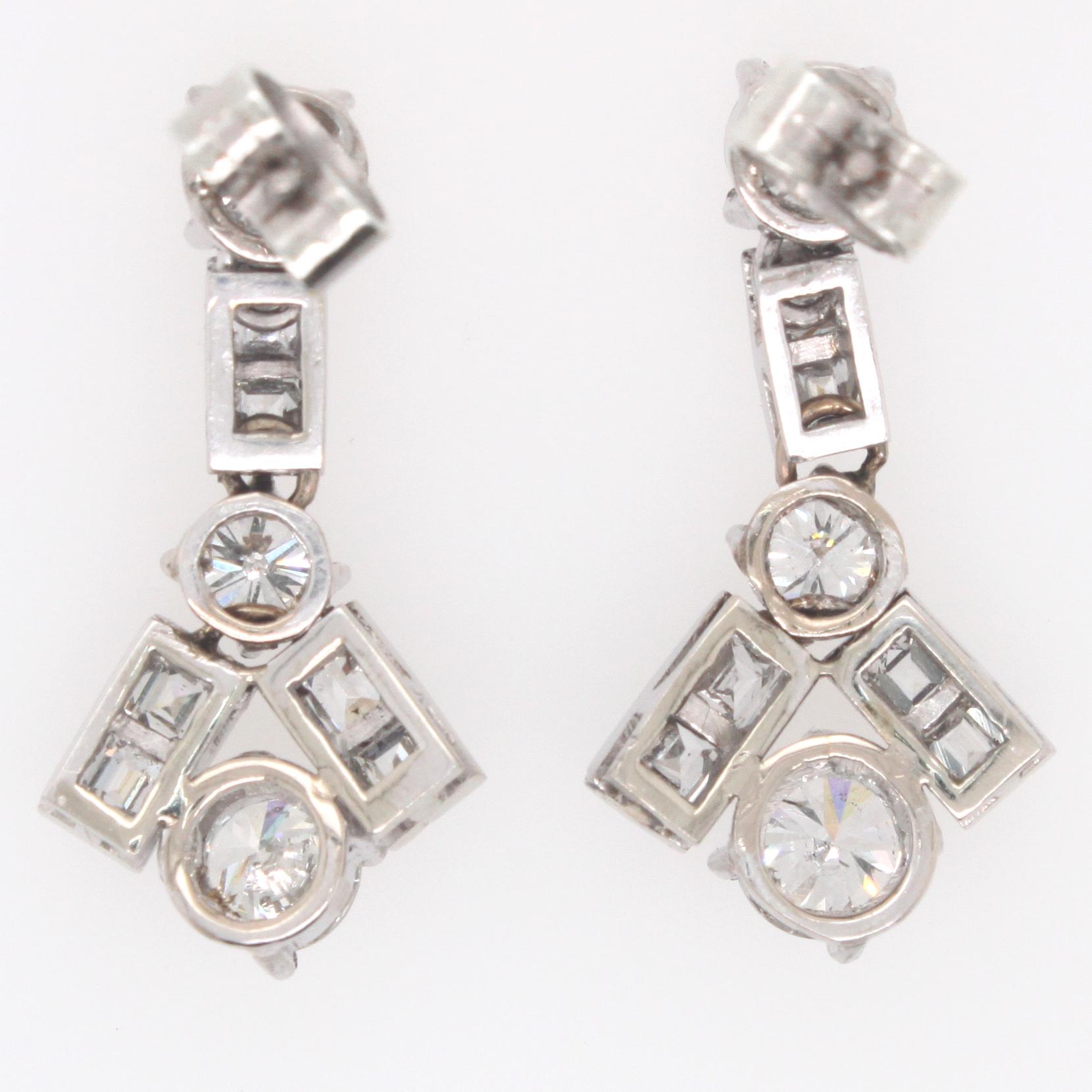 Round Cut Geometric Diamond Solitaire Earrings, 1960s For Sale