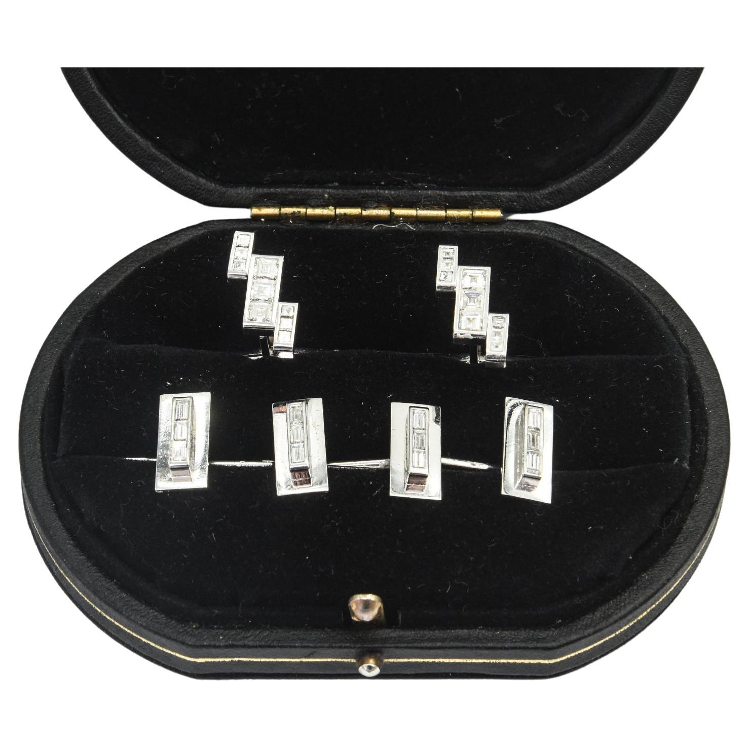 Geometrische Diamant-Manschettenknöpfe und Ohrstecker aus Weißgold im Smoking-Set im Angebot