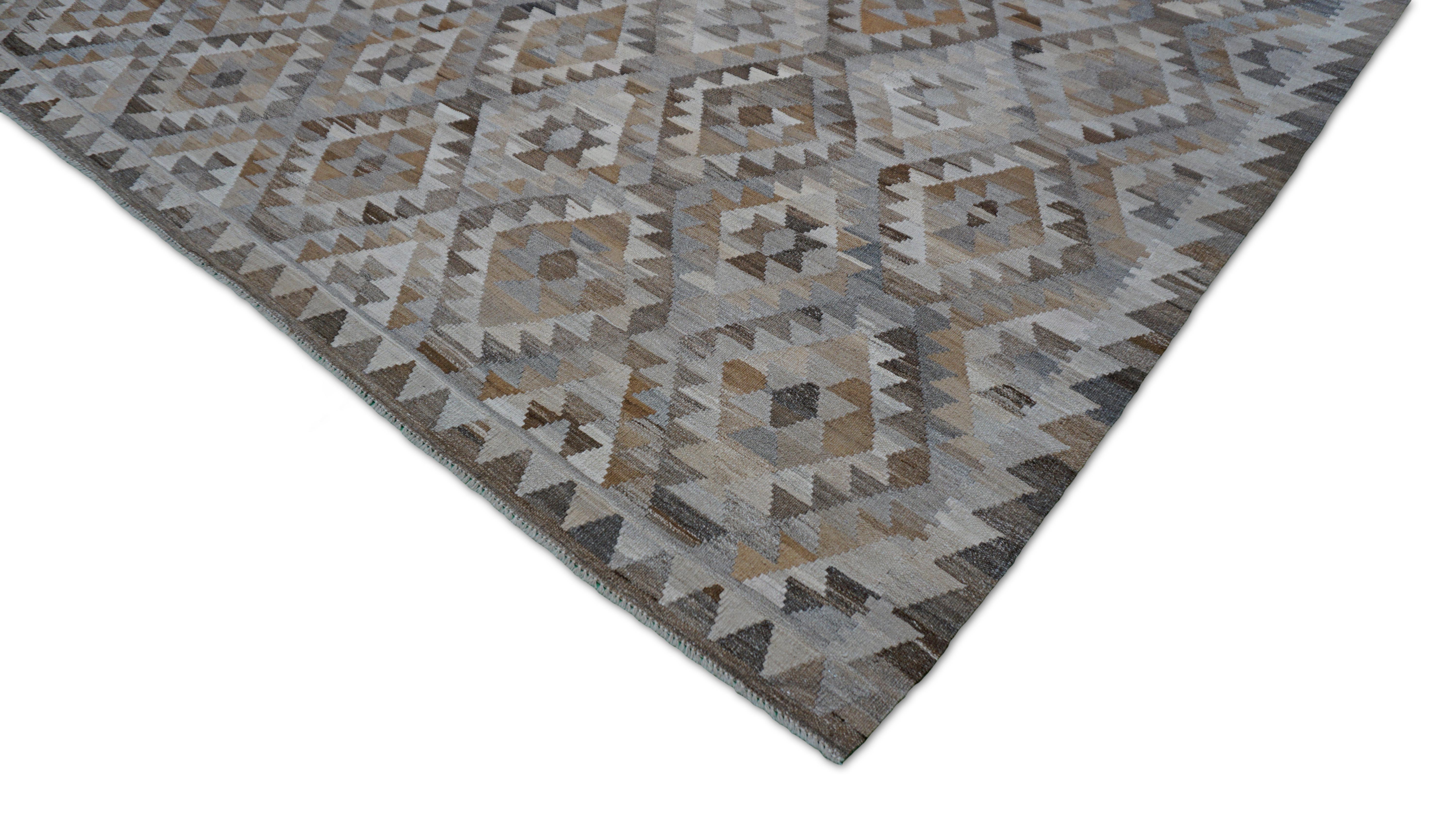 Contemporary Geometric Earthy Tones Diamond Patterned Handwoven Wool Kilim 9'4''x12' For Sale