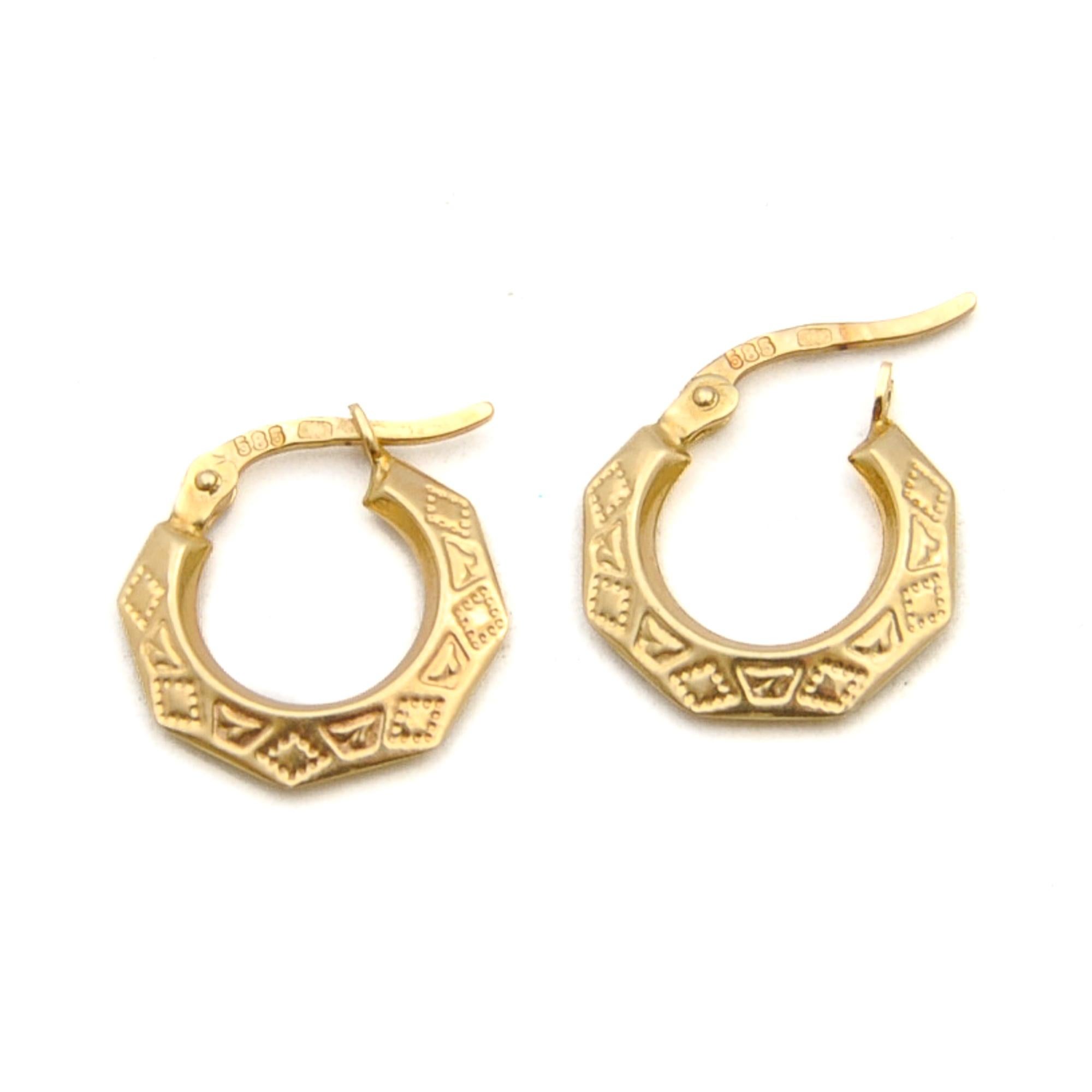 Vintage Geometric Engraved Gold Hoop Earrings 1