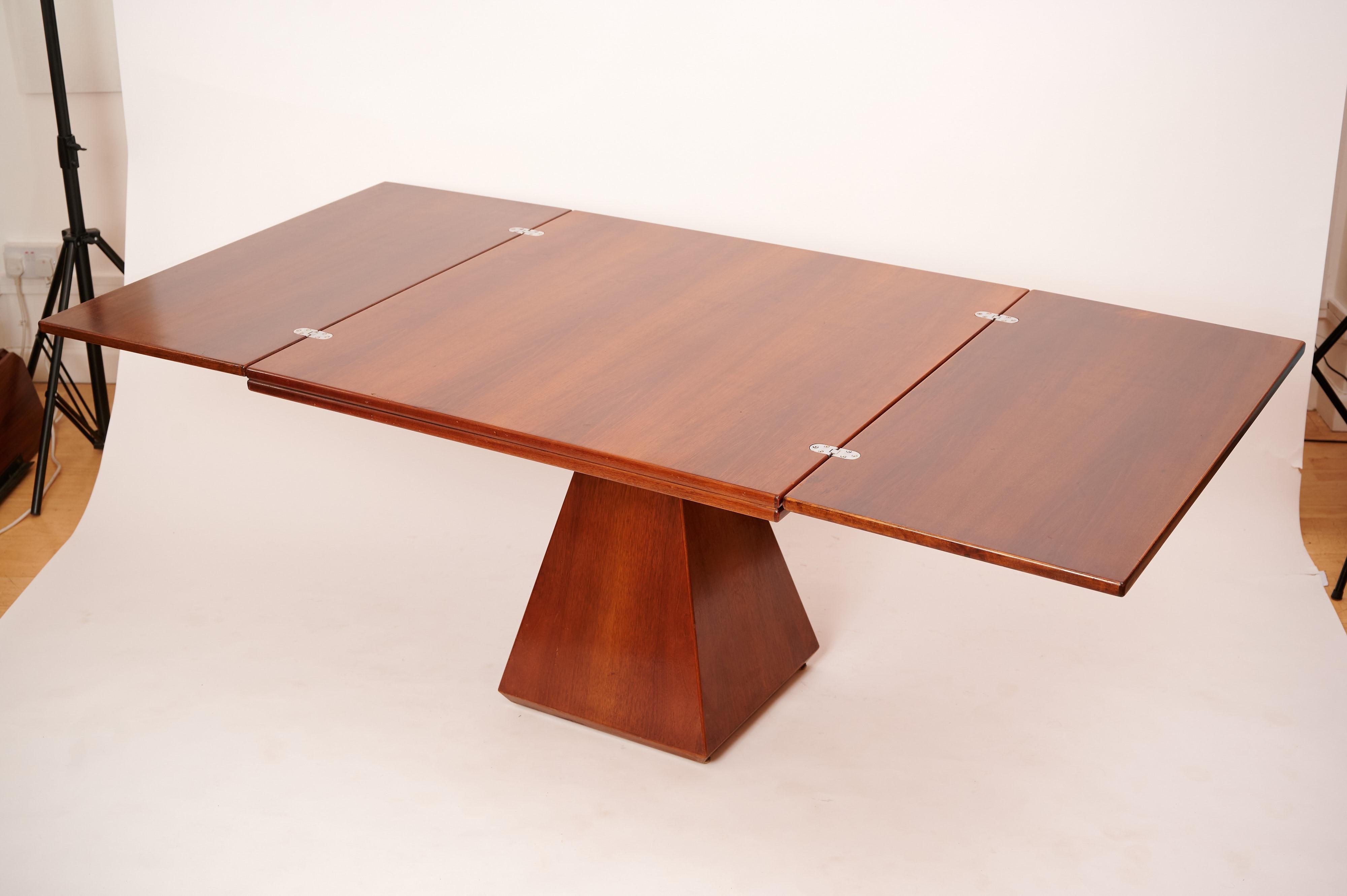Geometric Expanding Dining Table 3