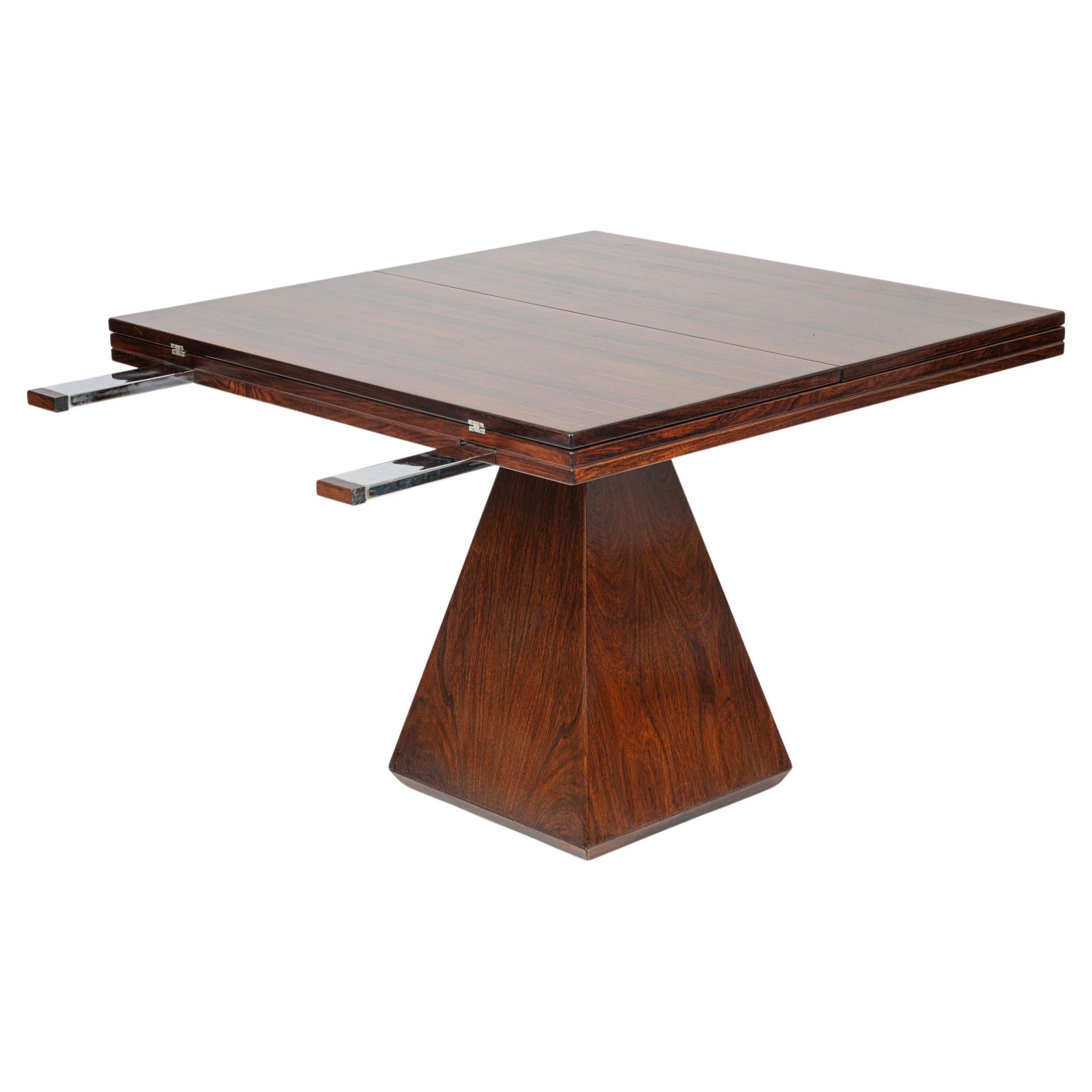 Italian Geometric expanding dining table Italy c1960