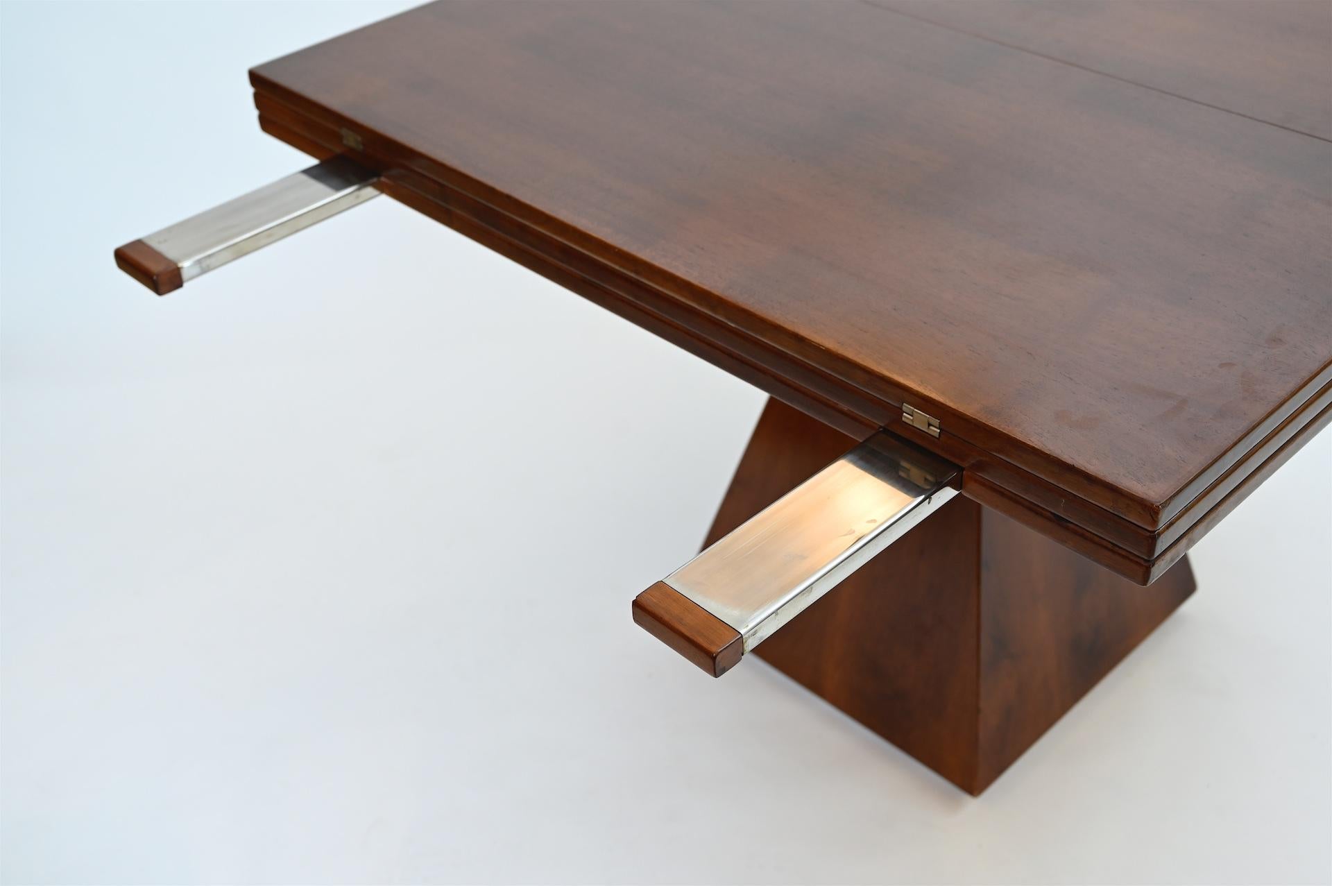 Geometric Expanding Table in Walnut circa 1960 by Introini 4