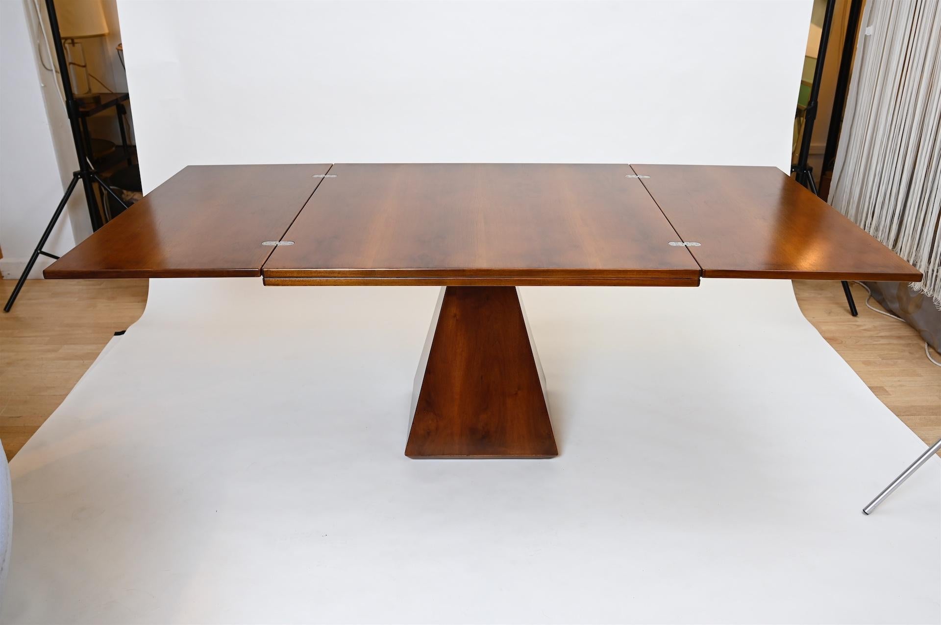 Geometric Expanding Table in Walnut circa 1960 by Introini 2