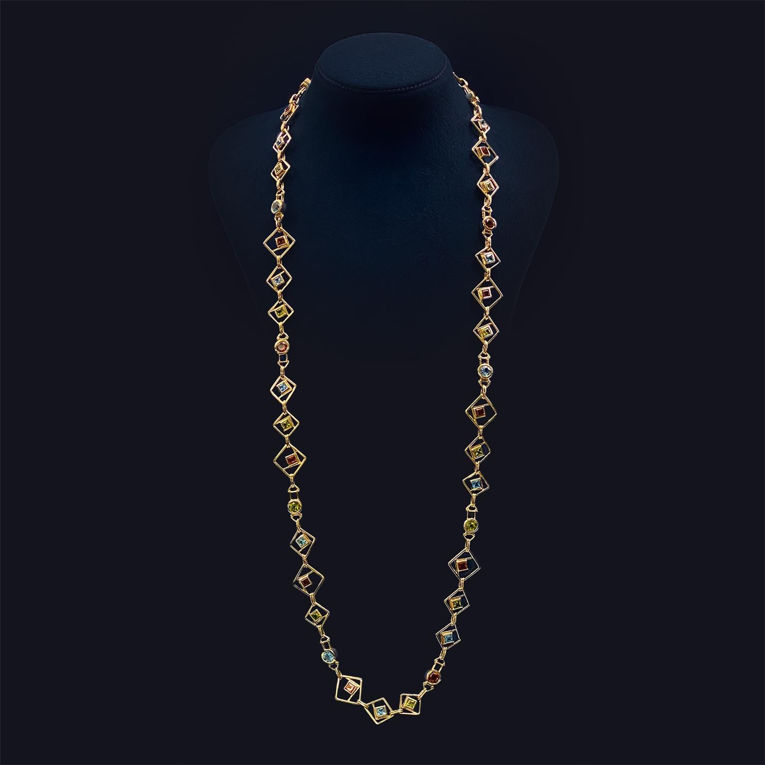 Halskette aus 18 Karat Gelbgold mit facettiertem Peridot, blauem Topas und Citrin (Carréeschliff) im Angebot
