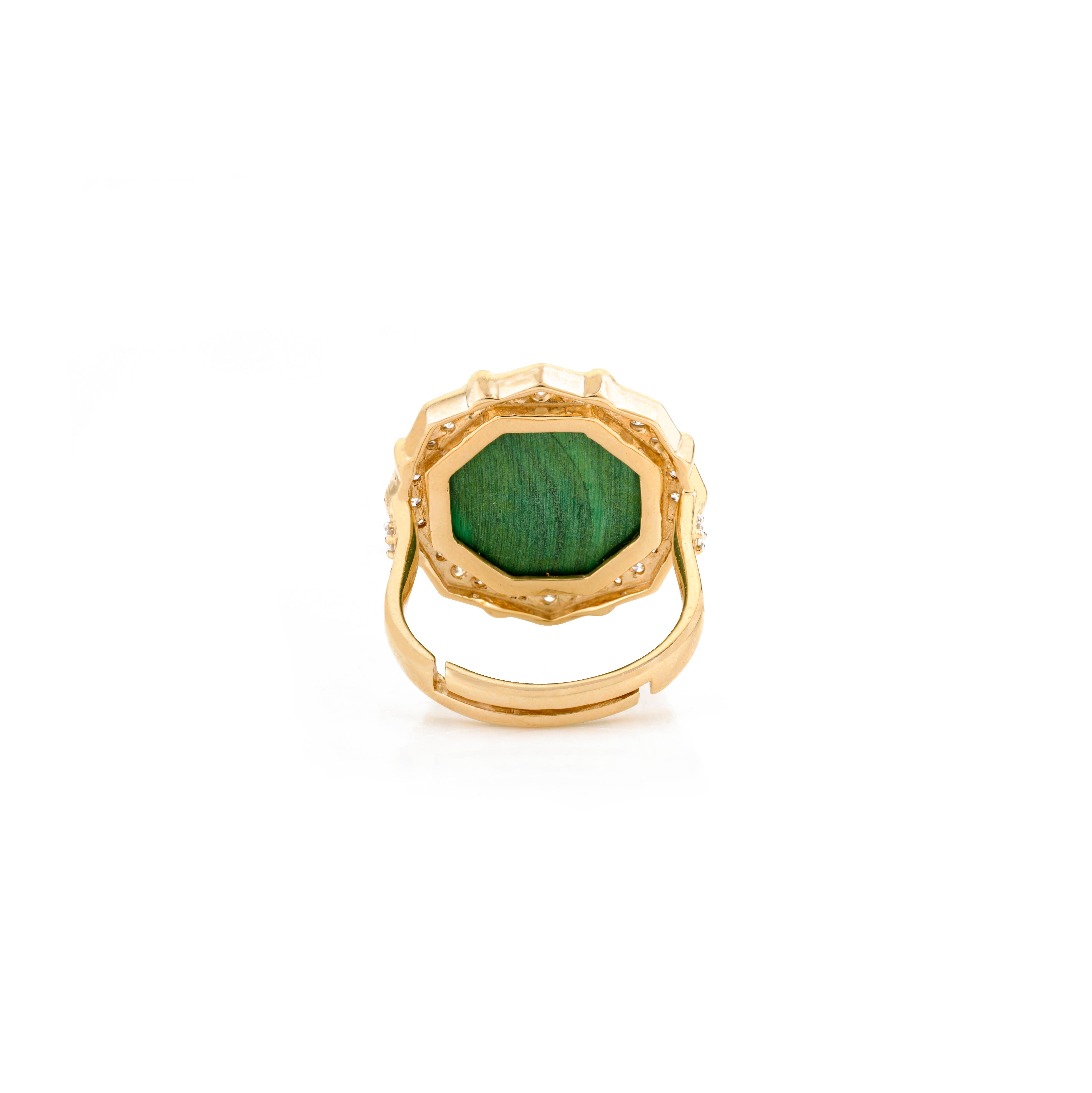 En vente :  Bague cocktail en or jaune 14 carats avec diamants et malachite de 7,7 carats, taille fantaisie 5