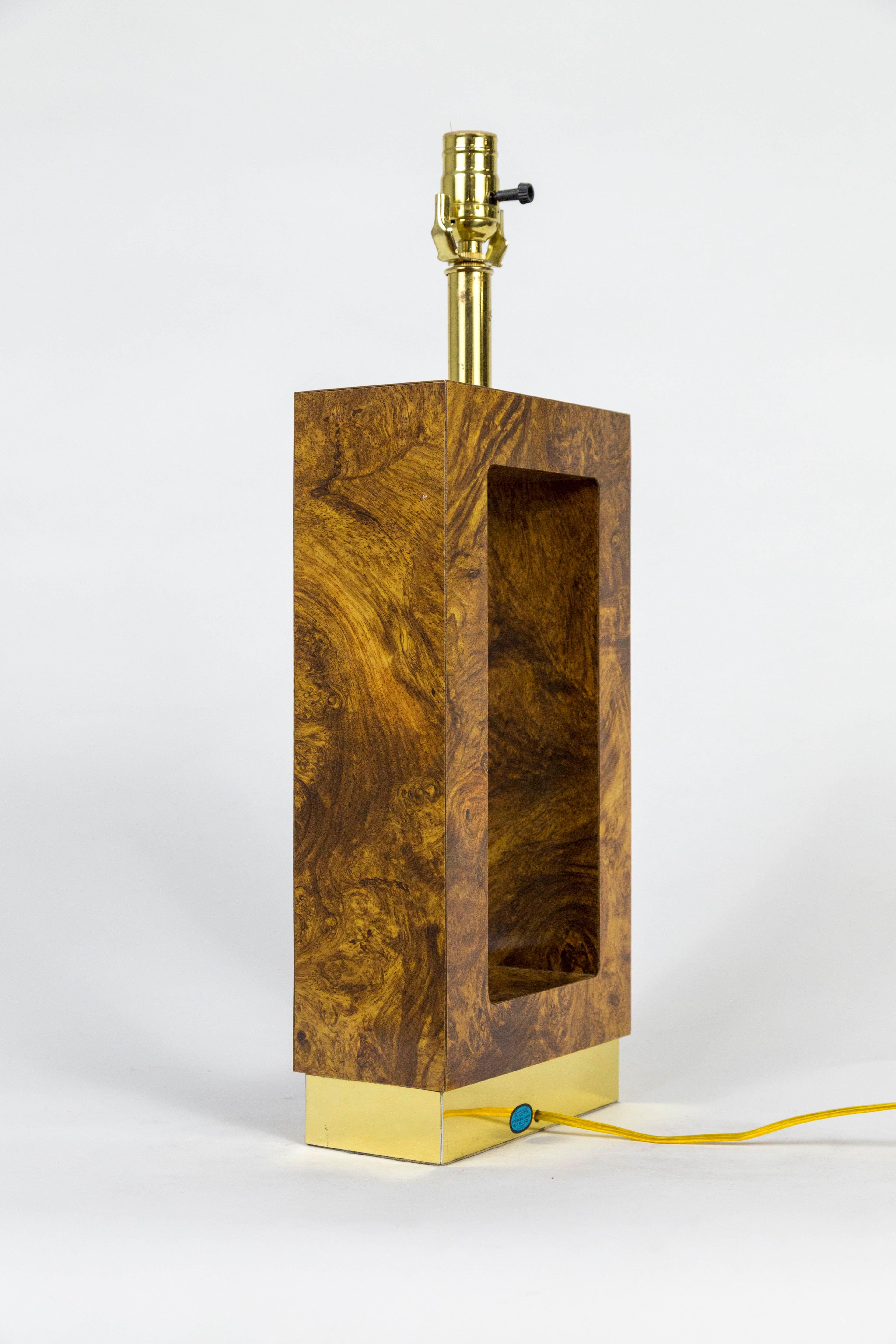 Mid-Century Modern Geometric Faux Bois Burl Wood Table Lamp For Sale