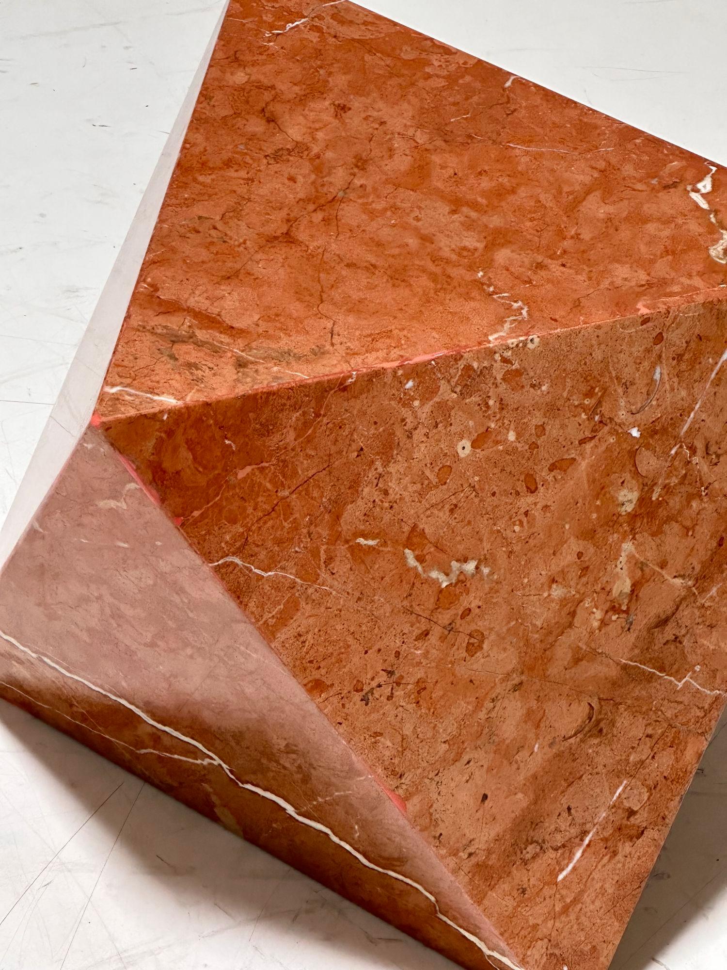 Mid-Century Modern Geometric Form Marble Side/End Table, Italy, 1970