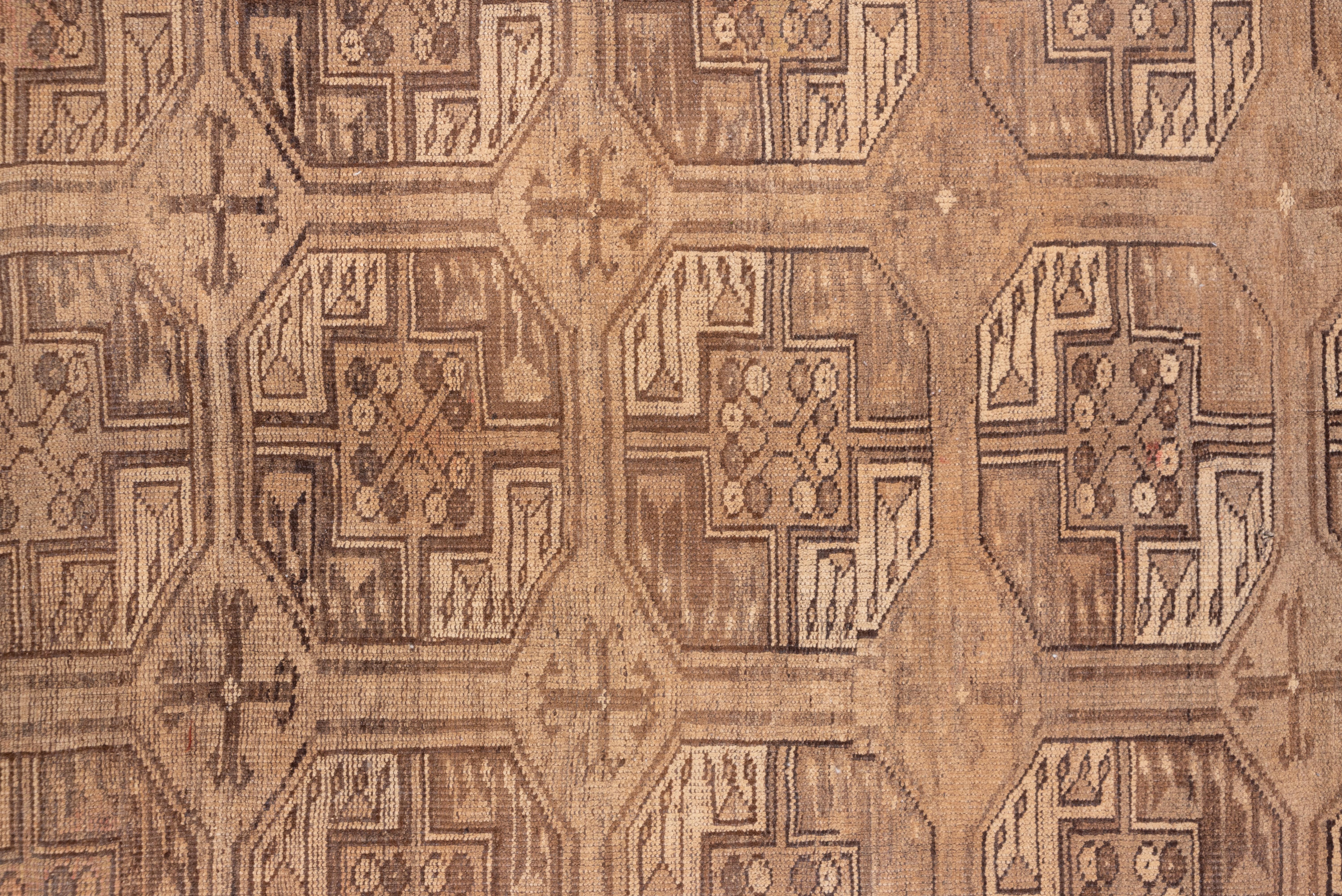 Geometrischer Herren-Turkomen-Teppich, hellbraun (Turkmenisch) im Angebot