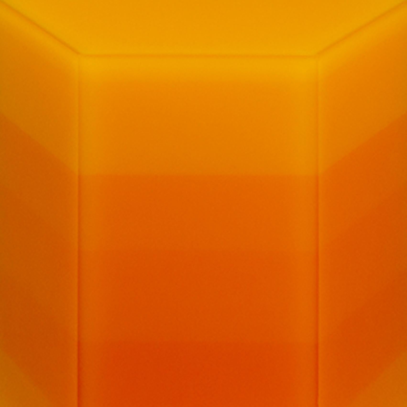 Geometrischer Hex-Kasten in Orange, Beistelltisch / Hocker aus Epoxidharz, von Facture (21. Jahrhundert und zeitgenössisch) im Angebot
