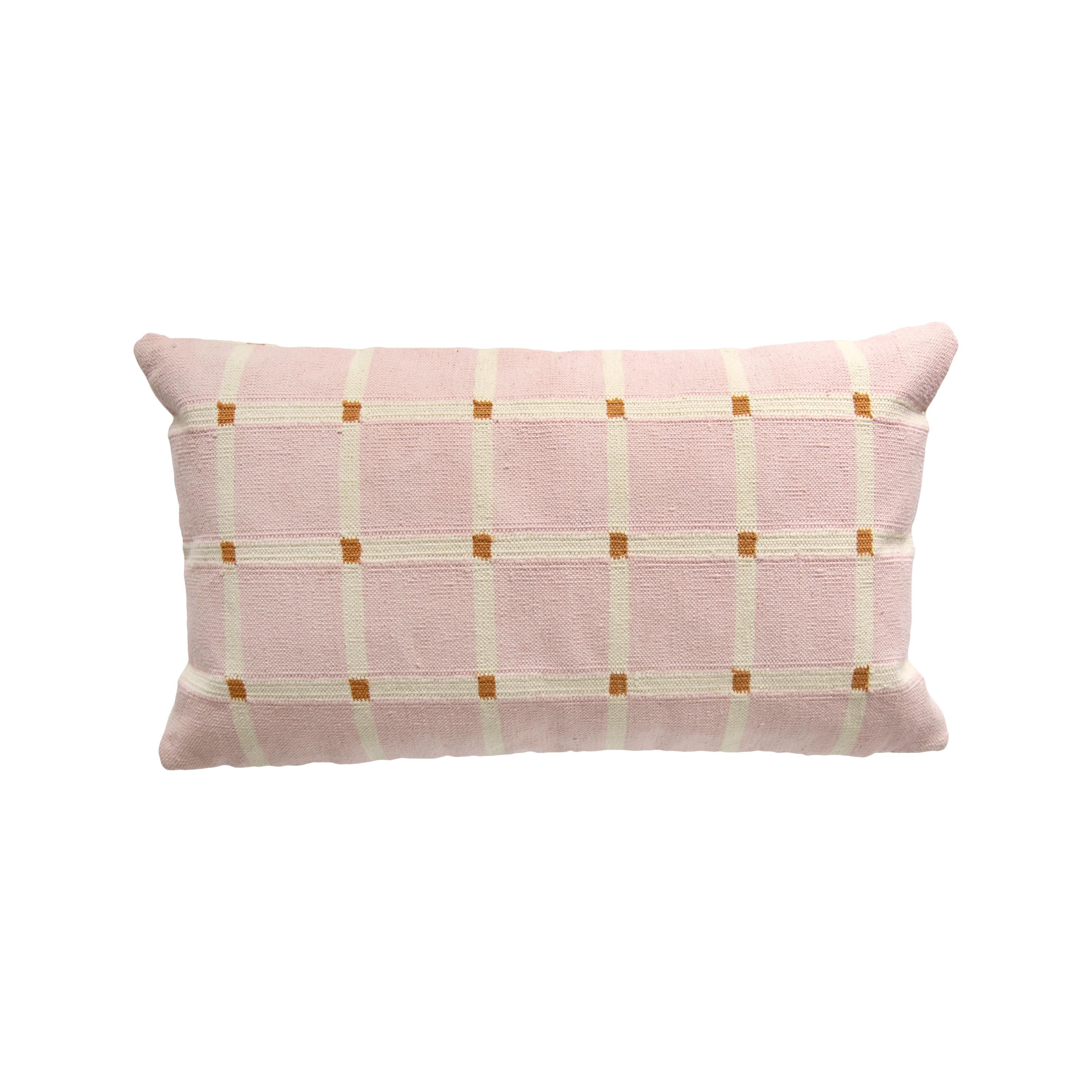 This pillow is reversible!

Our grid pillows are ethically hand woven by artisans in Rajasthan, India, using a traditional weaving technique which is native to this region.

The purchase of this handcrafted pillow helps to support the artisans