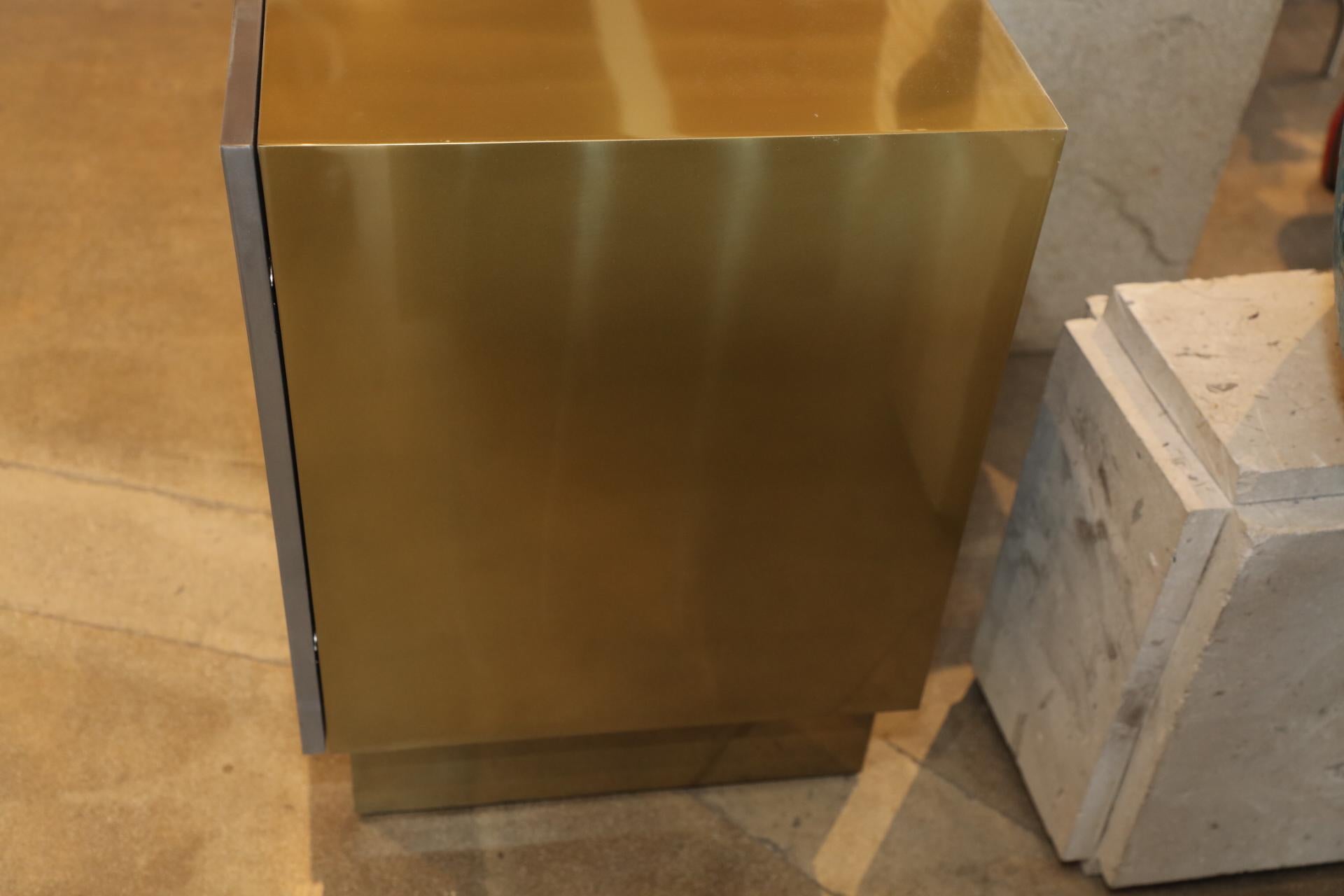Geometric Handled Stainless and Brass Credenza In Good Condition In Palm Springs, CA