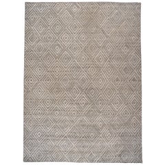 Geometric High Low Contemporary Rug in Taupe
