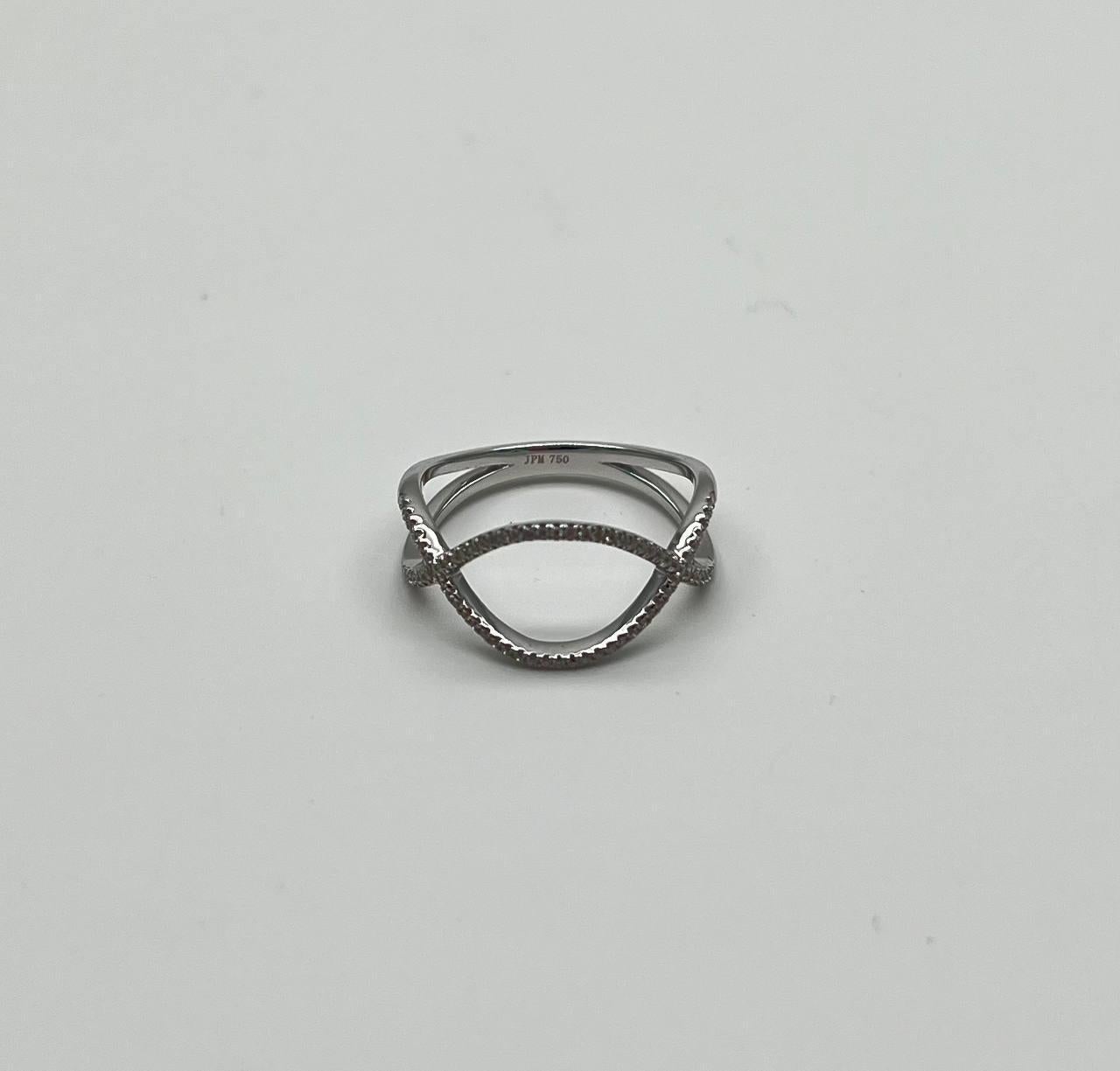 Geometric Infinity Twist Brilliant Cut White Diamond 18 Karat White Gold Ring For Sale 1