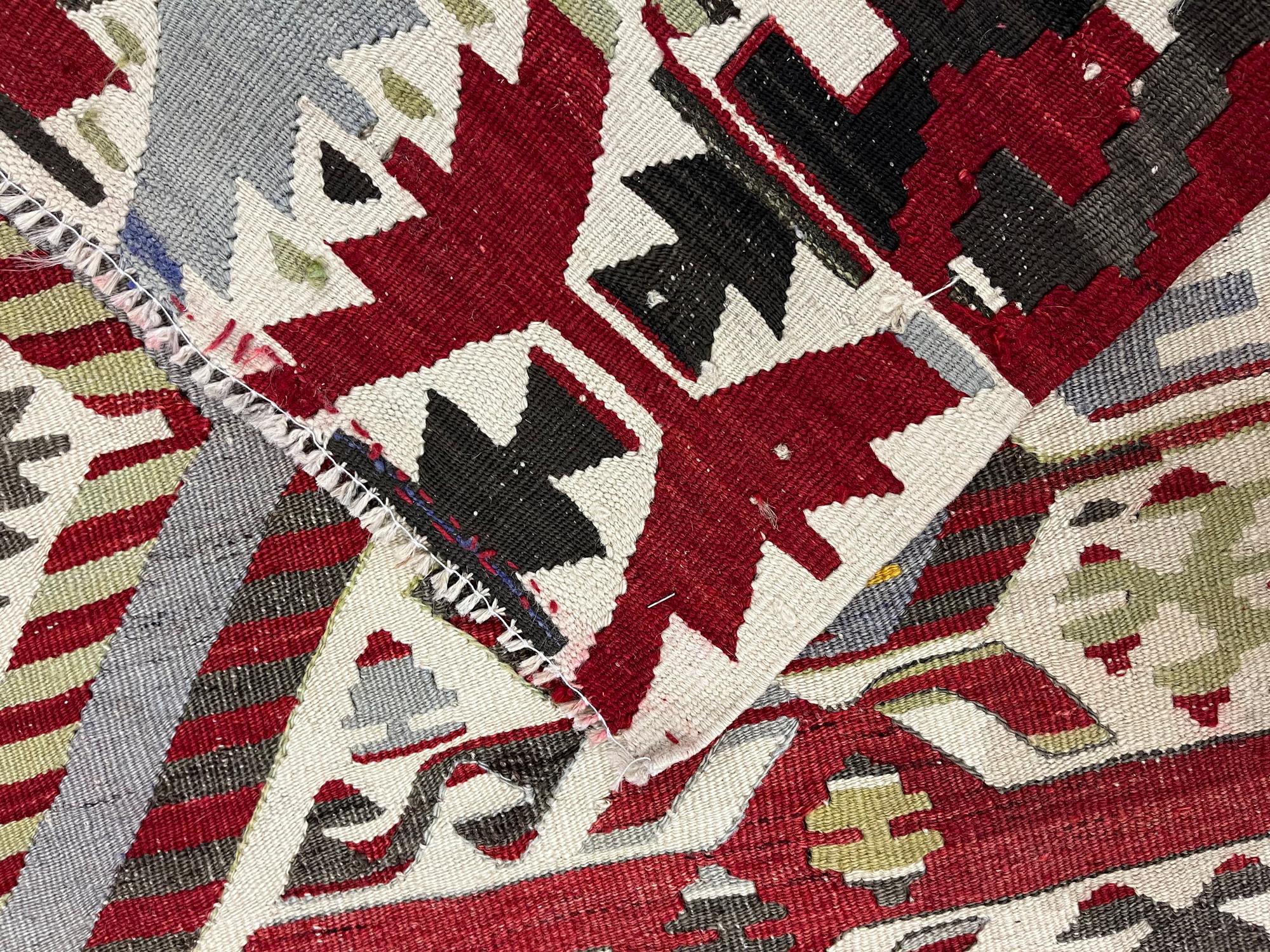 Geometric Kilim Rug Antique Traditional Handmade Carpet Area Rug For Sale 2