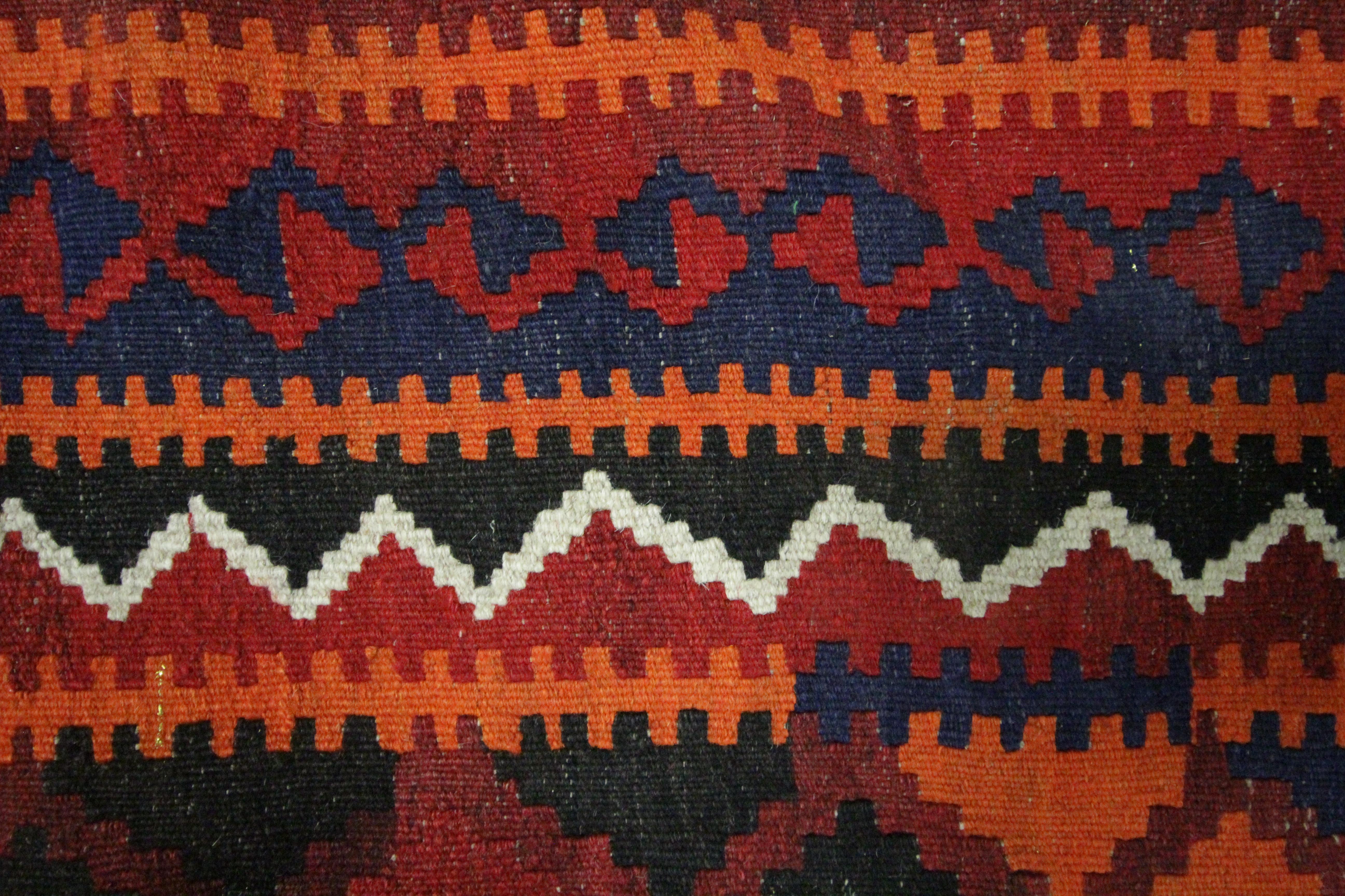Geometric Kilim Rugs Traditional Handwoven Blue Red Wool Area Rug In Excellent Condition For Sale In Hampshire, GB