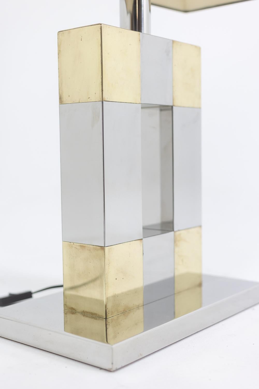 Metal Geometric lamp in silver and gold metal. 1970s. For Sale