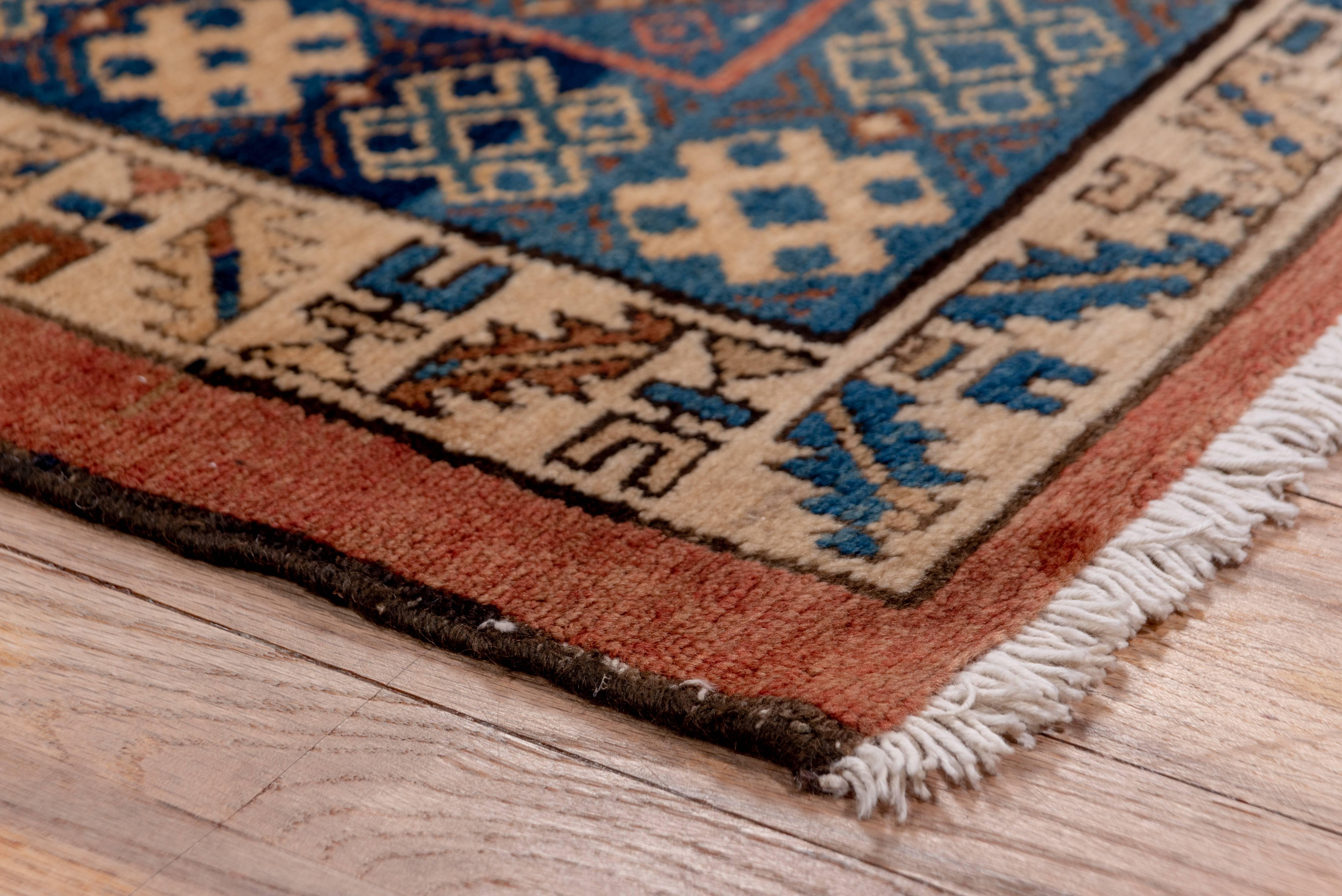 Geometrischer Malayer-Läufer, um 1920er Jahre im Angebot 1