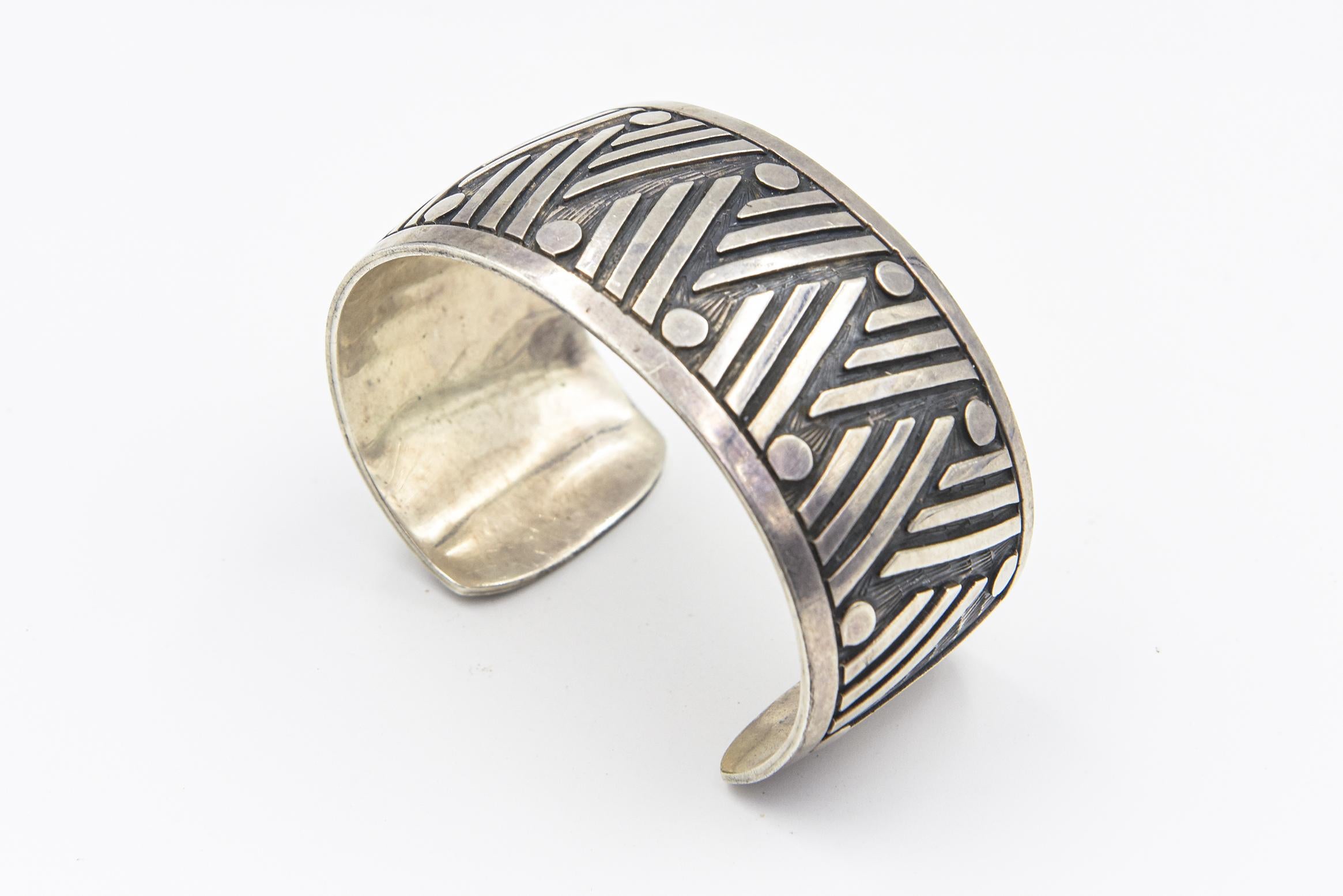 Geometric Mexican Sterling Silver Cuff Bracelet For Sale 2