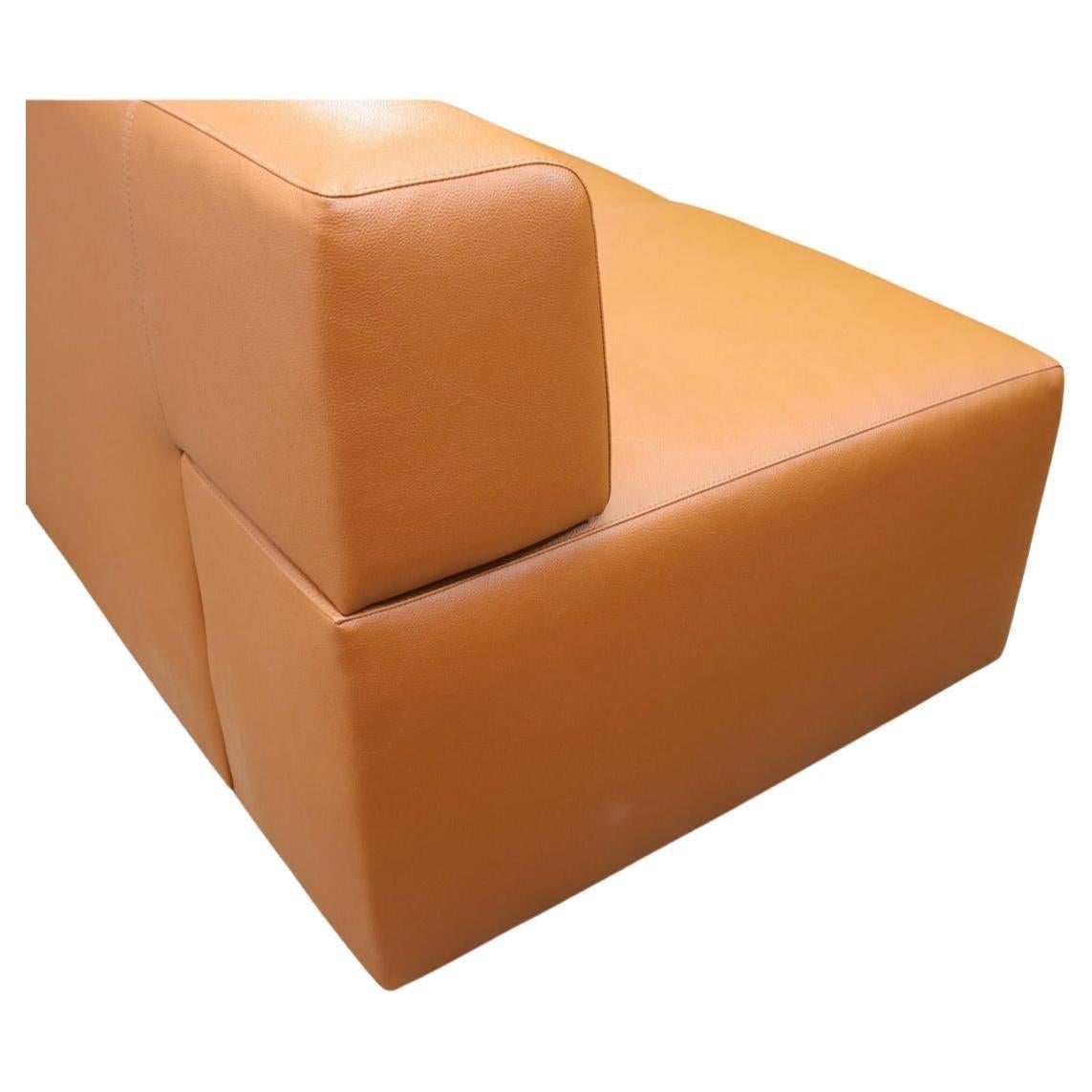 Travail du bois Canapé moderne géométrique minimaliste à 4 places par Steelcase en vente