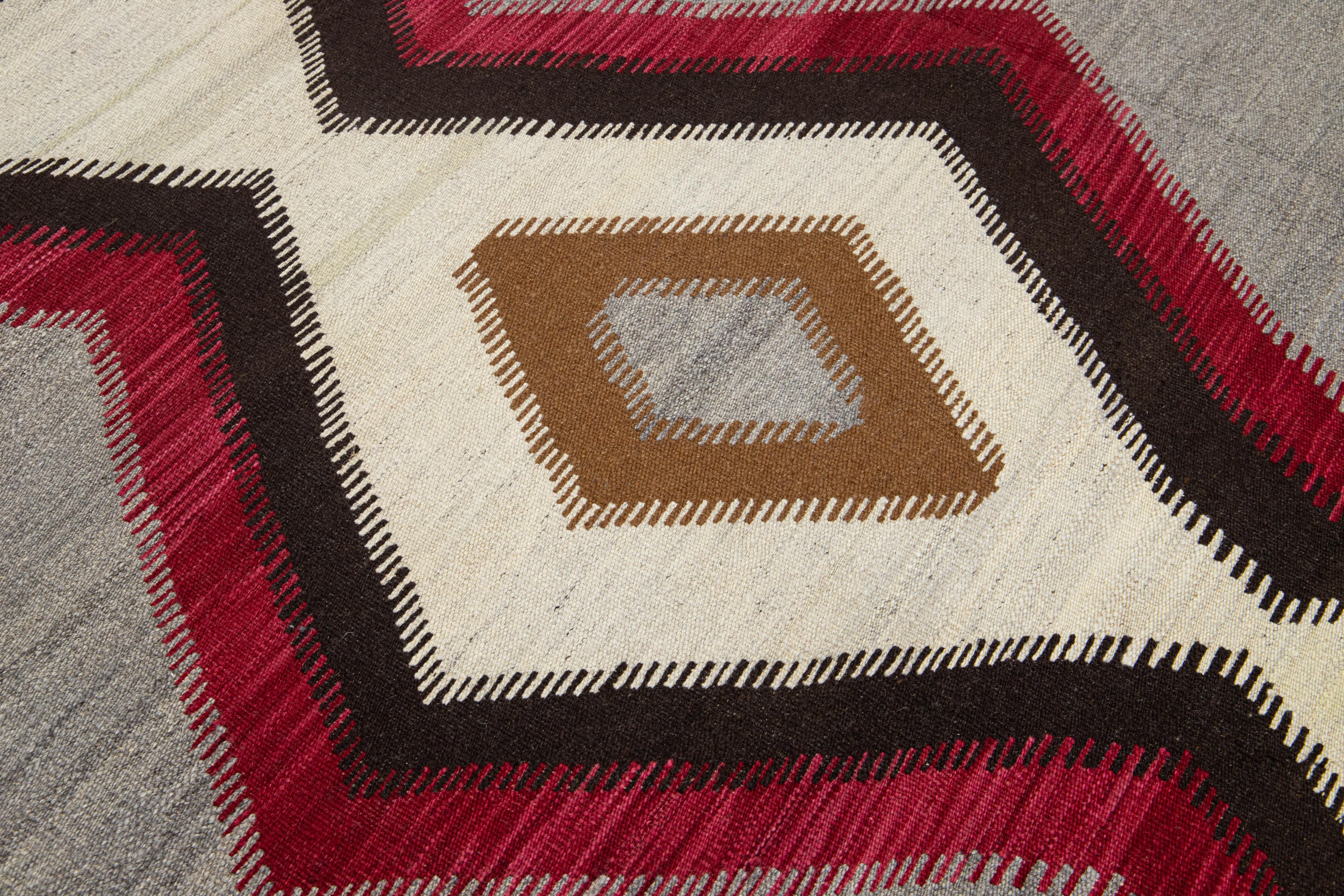 Geometric Modern Flat-Weave Navajo Style Wool Rug In Gray For Sale 2