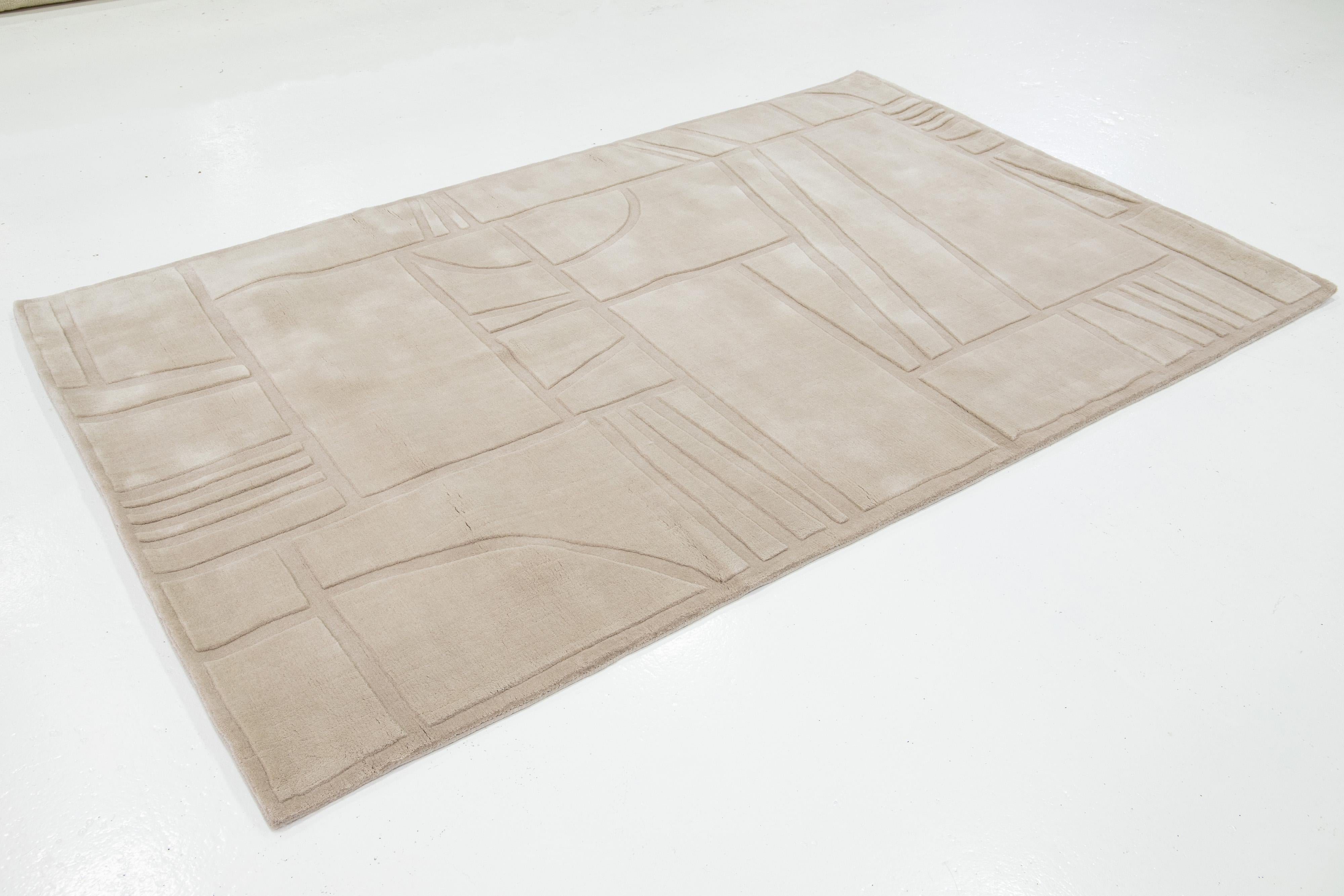 Geometrischer moderner handgewobener Wollteppich in brauner Farbe (Moderne) im Angebot