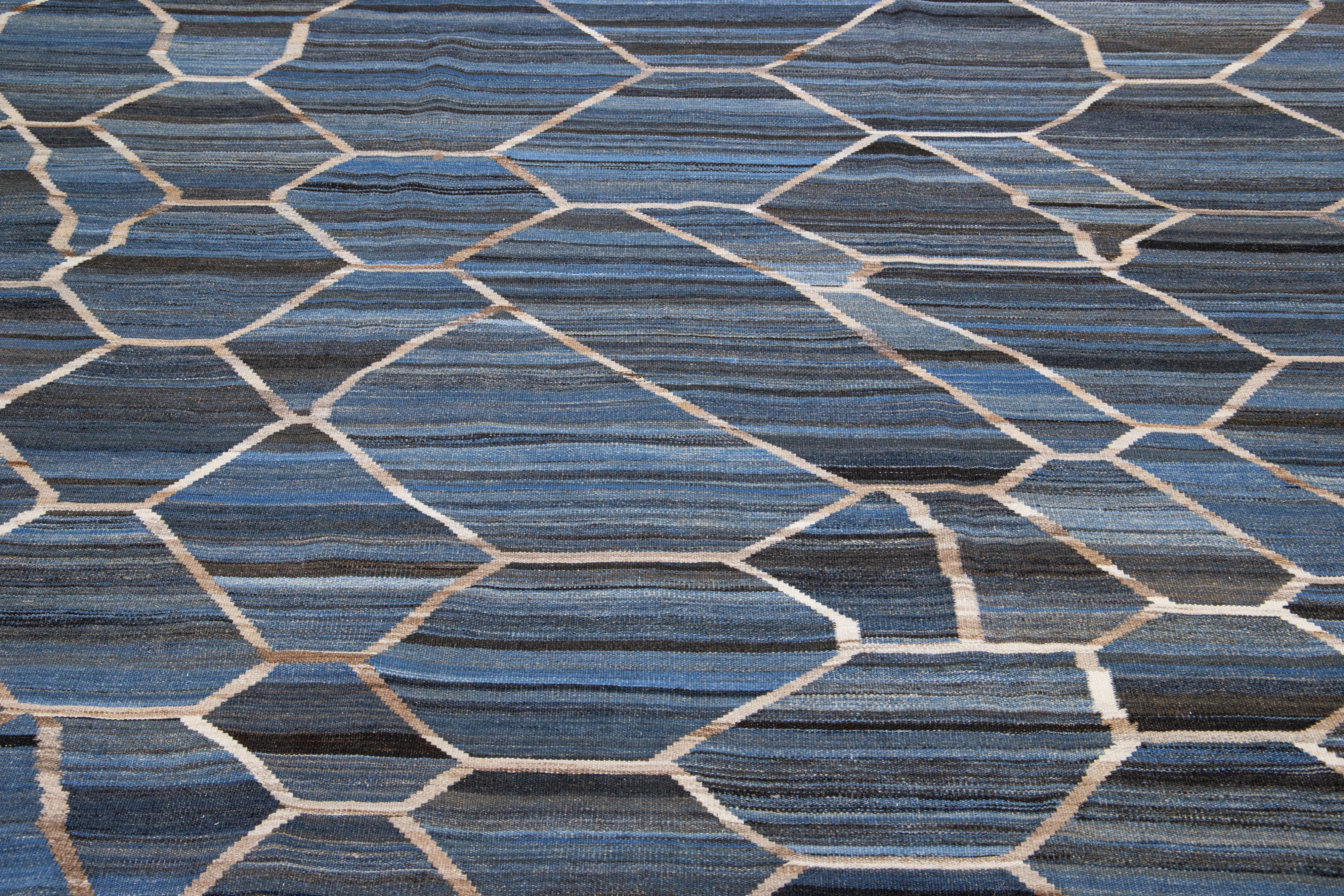Contemporary Geometric Modern Kilim Flatweave Wool Rug in Blue For Sale