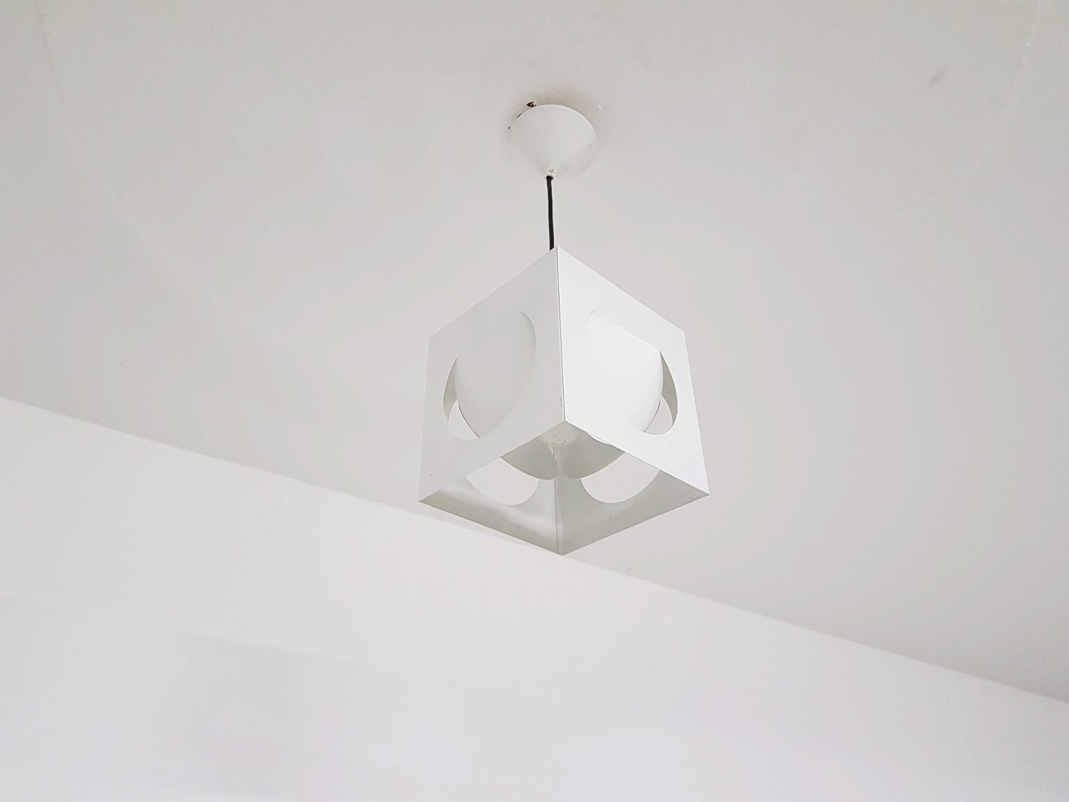 This item comes with free shipping to certain destinations. Please check ordering options.

A white Scandinavian Design pendant lamp Model 61-193 by Shogo Suzuki for Stockmann Orno Finland, 1963-1964

This little square geometric chandelier has