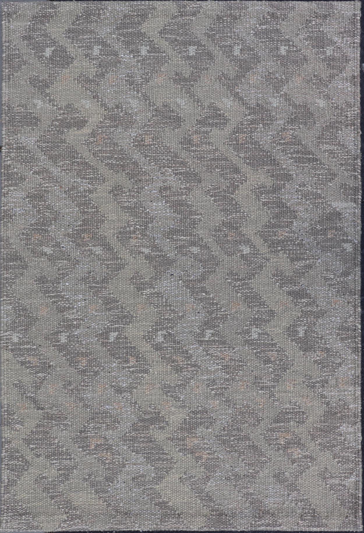 Geometric Modern Scandinavian Flat-Weave Design Rug in Gray And Light Gray Tones For Sale