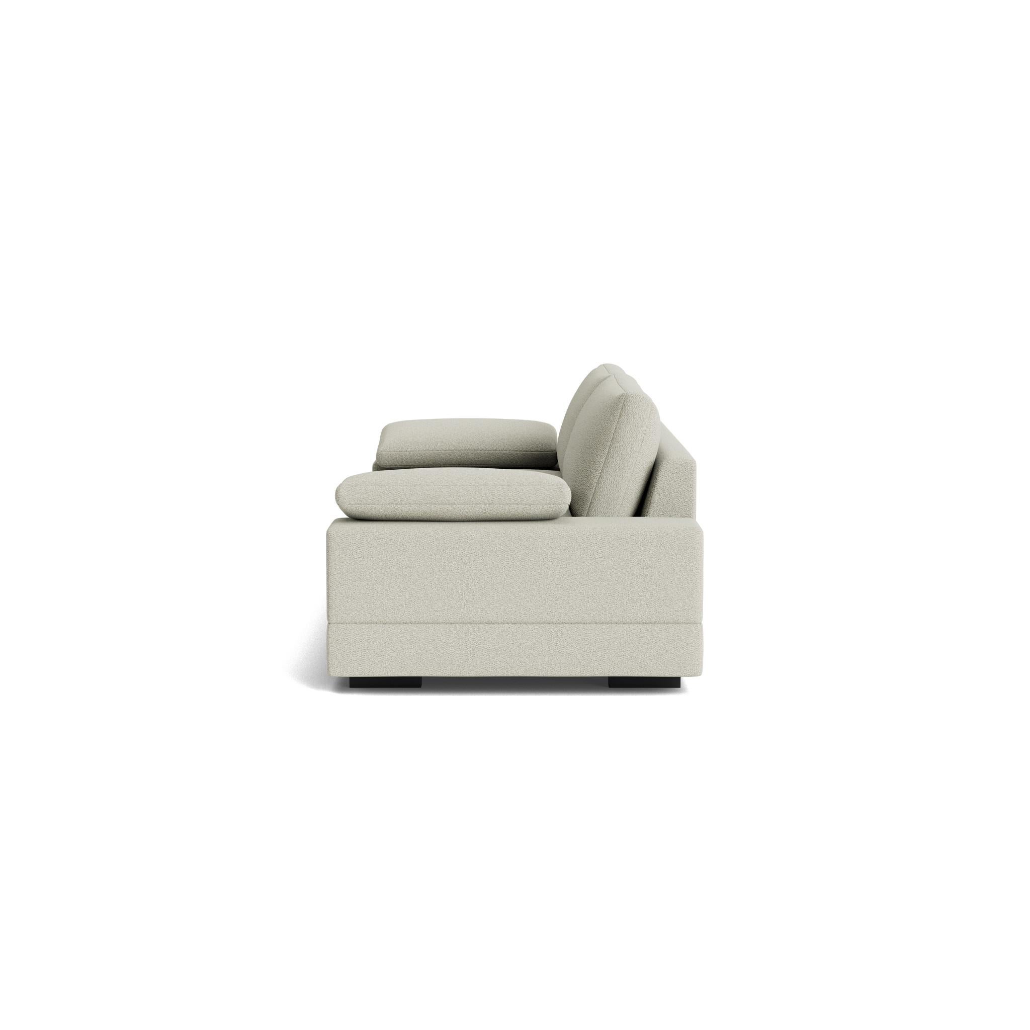 Geometric Modern Sofa in Performance Bouclé (Stoff) im Angebot