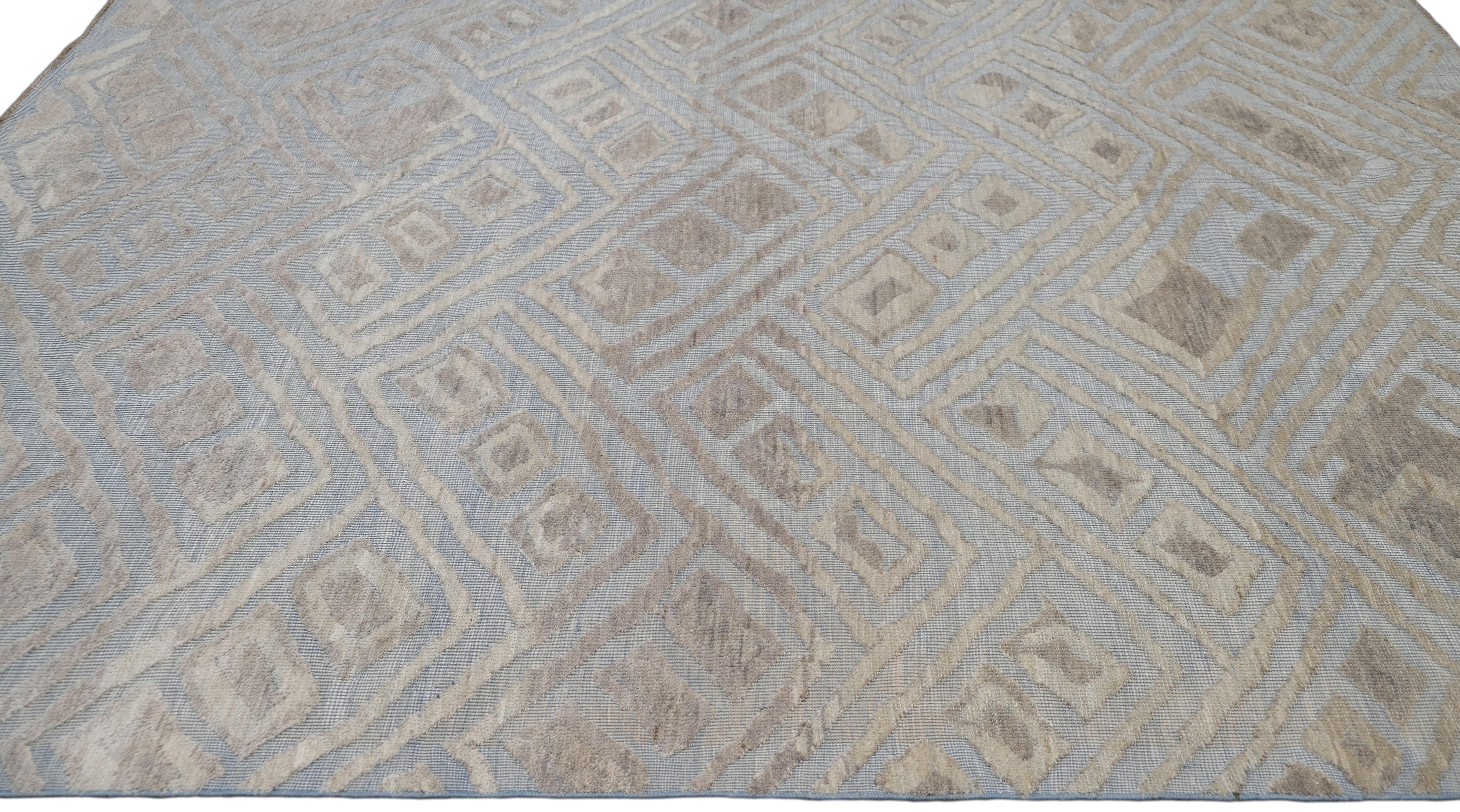 Geometrischer moderner weicher blauer und grauer Teppich mit Diamantmotiv 8'2''x10' (Afghanisch) im Angebot