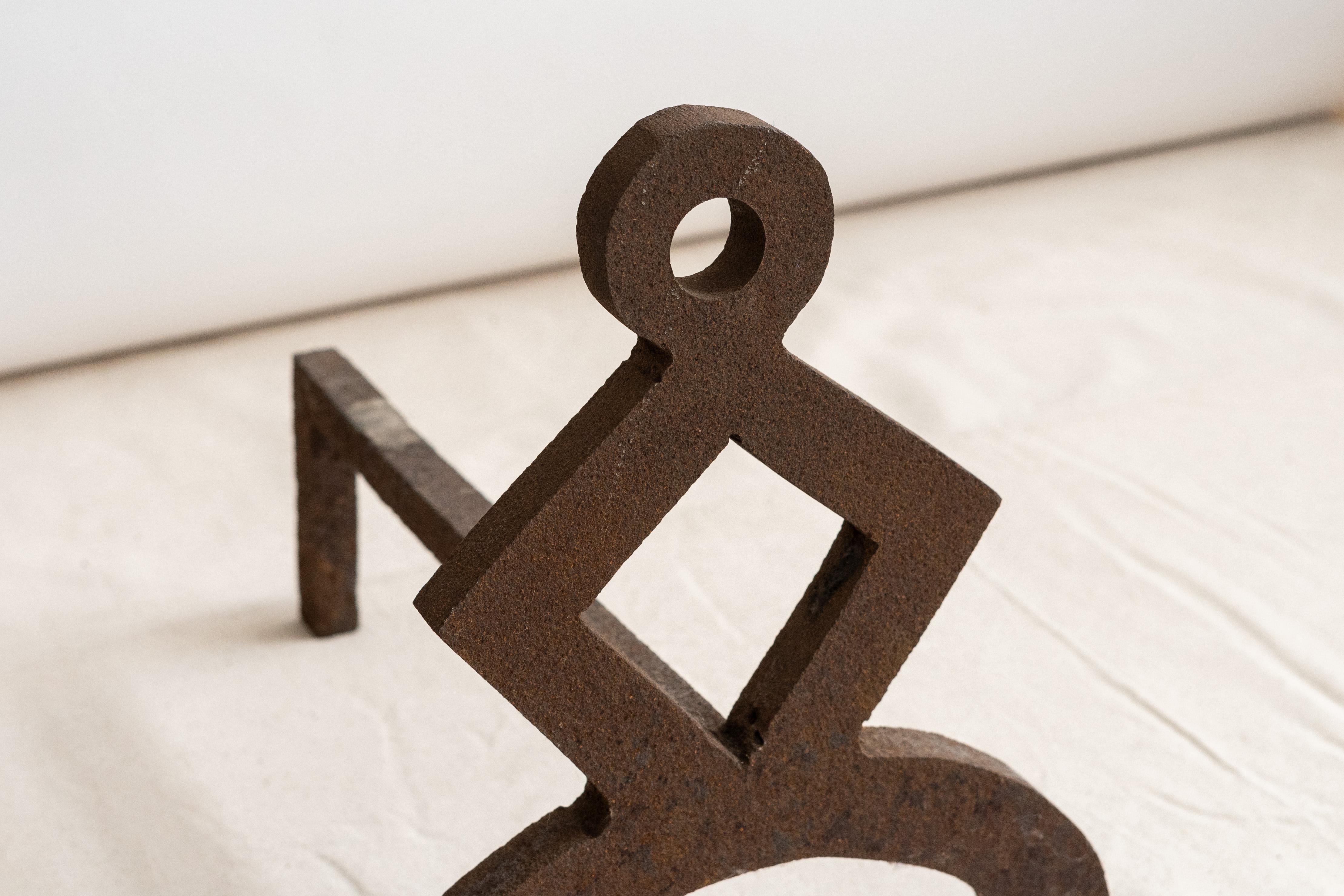 Geometric Modernist Iron Andirons In Good Condition For Sale In Cambridge, US