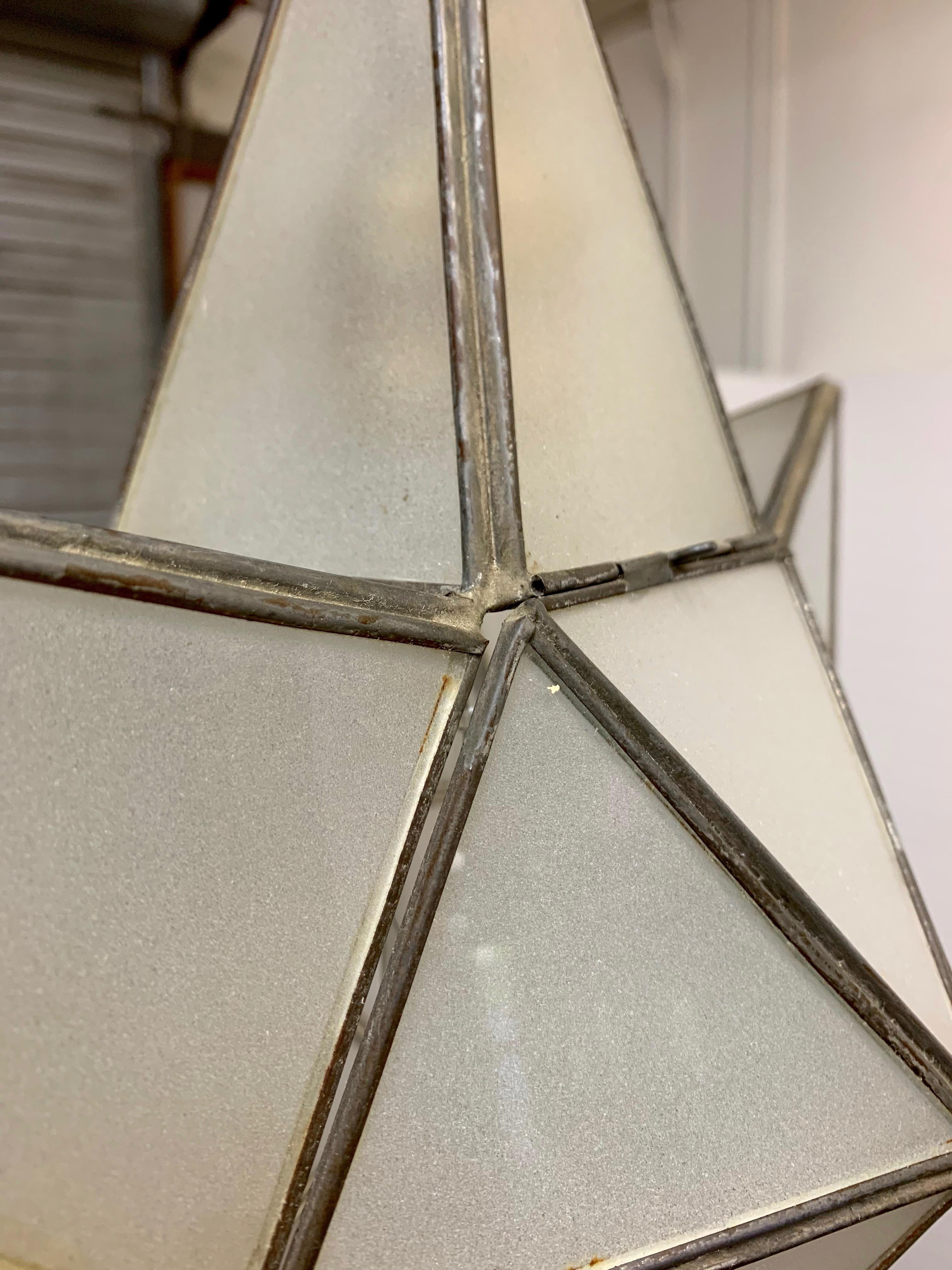 Glass Geometric Moravian Star Pendant Lamp