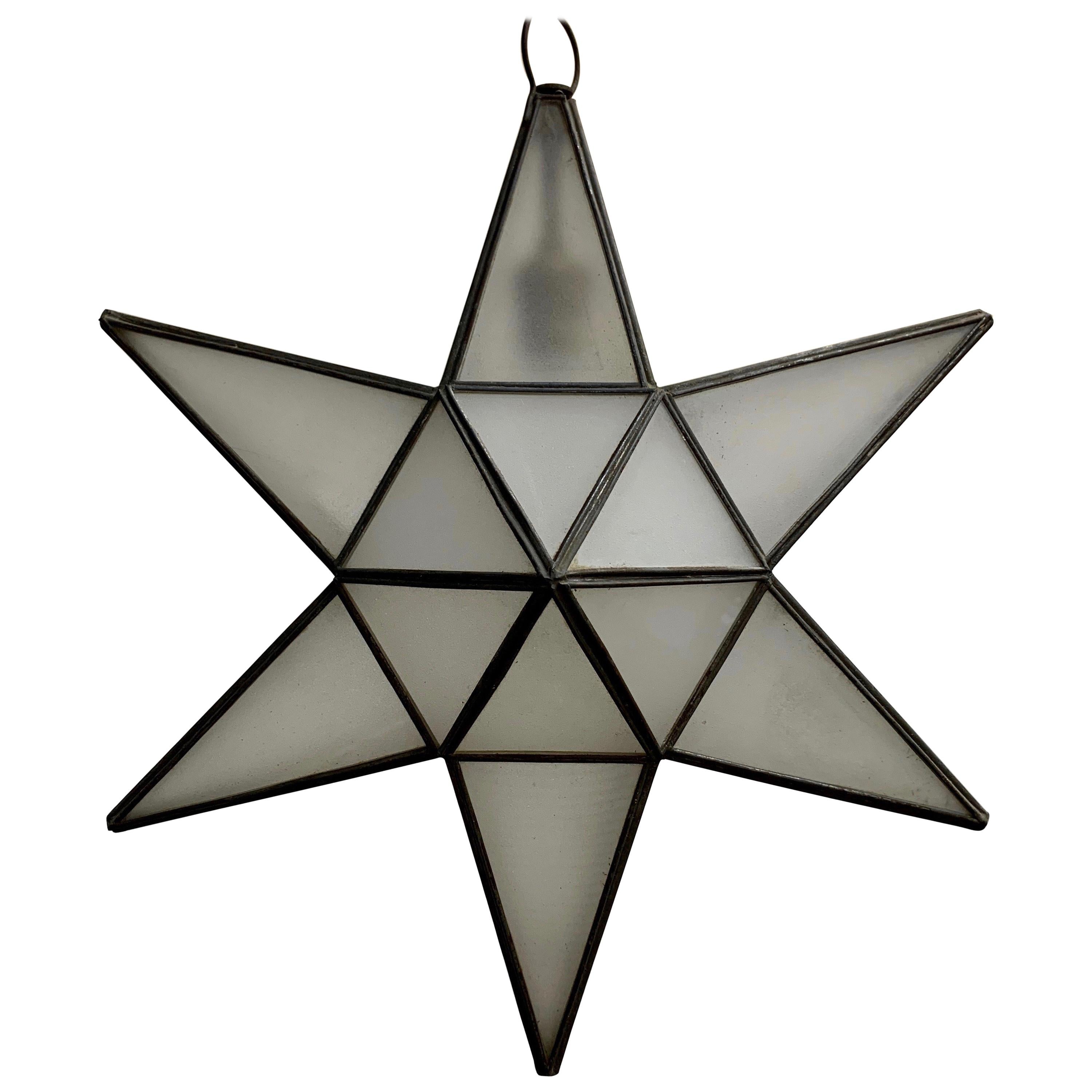 Geometric Moravian Star Pendant Lamp