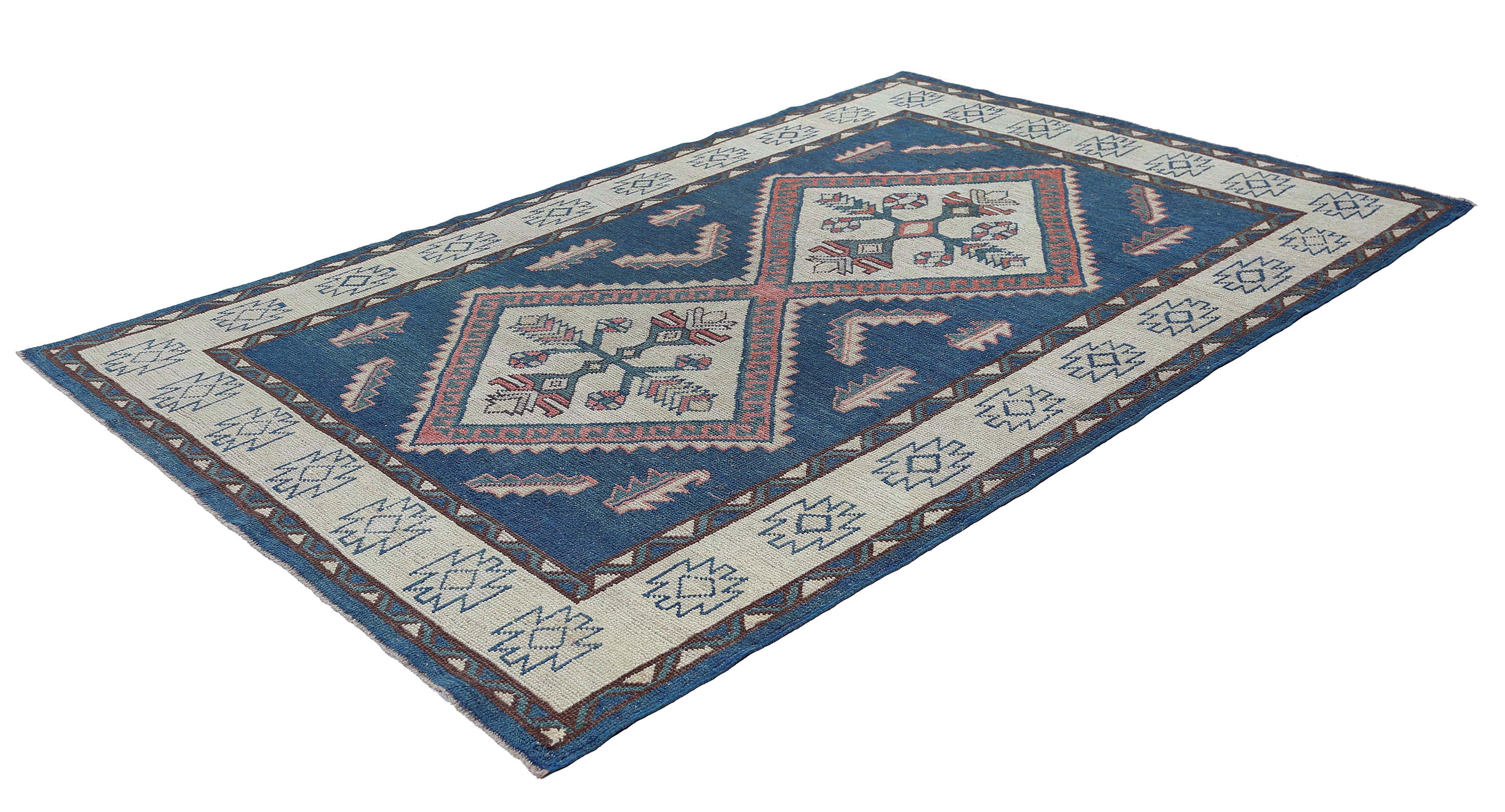 Geometric Navy Blue Turkish Rug In New Condition For Sale In Dallas, TX