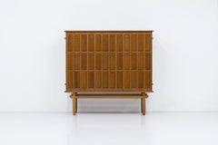 Armario geométrico de roble de Eyvind Beckman, Modernismo sueco, años 40-50