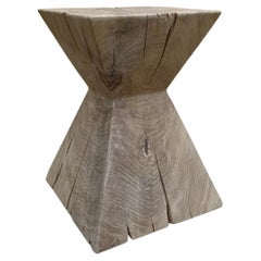 Geometric Oak Stand Model SEB