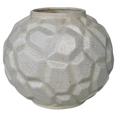 Vase géométrique Off-White Craquelé Art Déco, France, années 1930