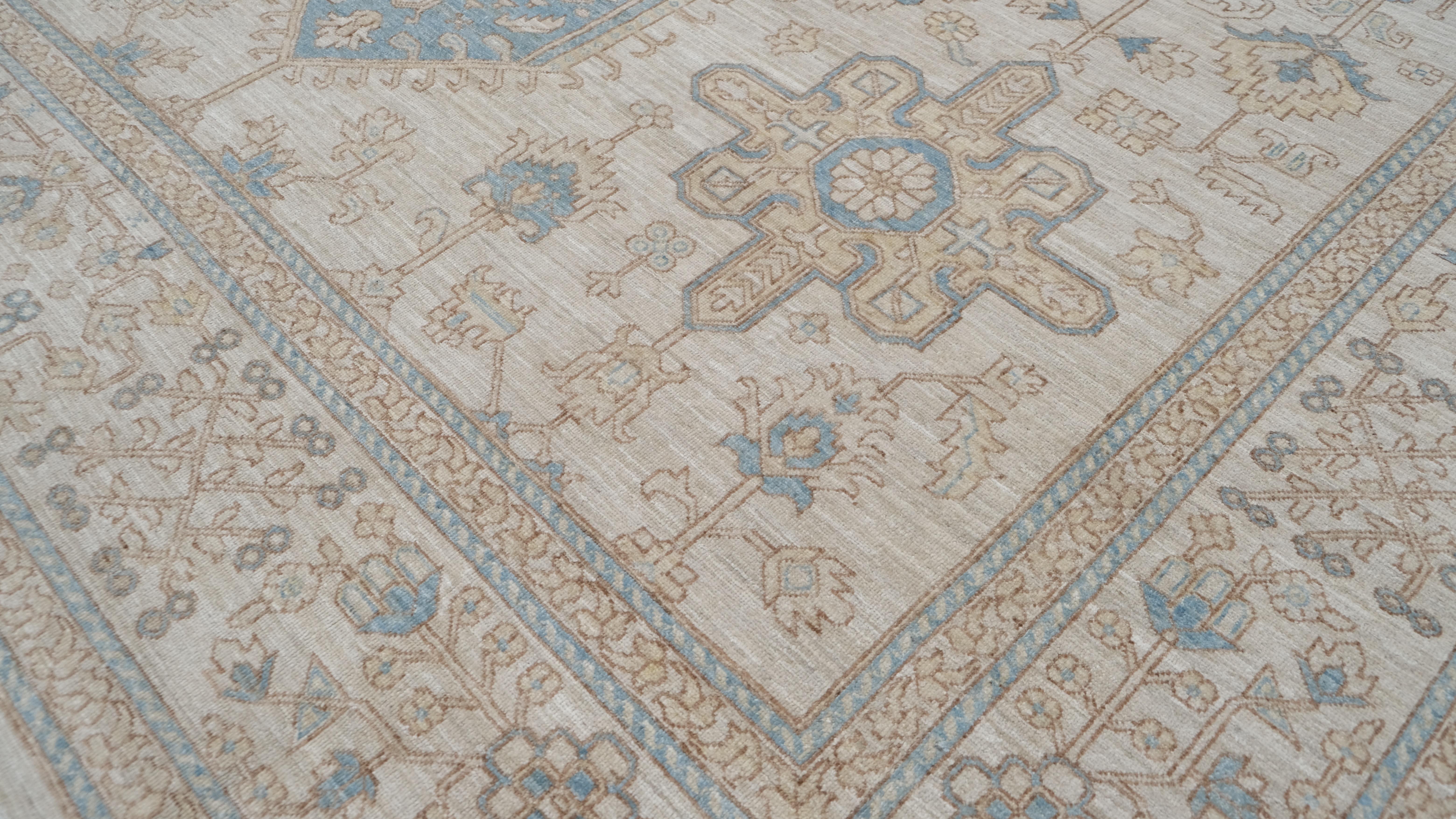 Alfombra de lana geométrica Oushak azul y beige 9'11''x13'6'' en Nuevo estado para la venta en Torrance, CA