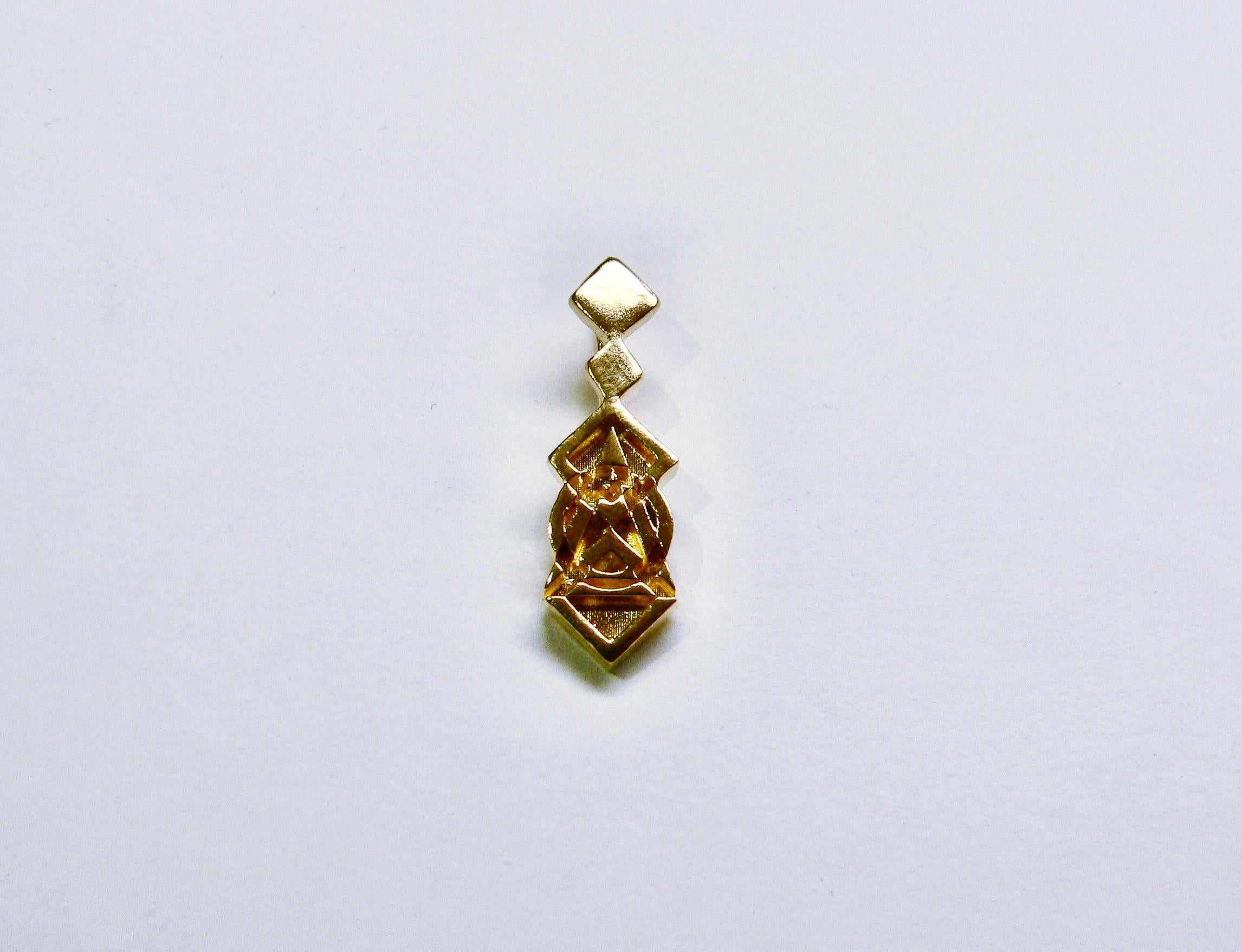Artist Geometric pattern Pendant A, Sterling Silver, Yellow Gold-Plated For Sale