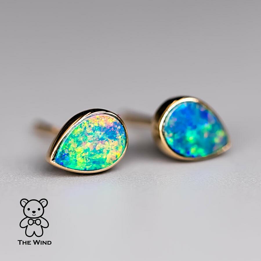 Geometric Pear Shaped Australian Doublet Opal Stud Earrings 14K Yellow Gold In New Condition For Sale In Suwanee, GA