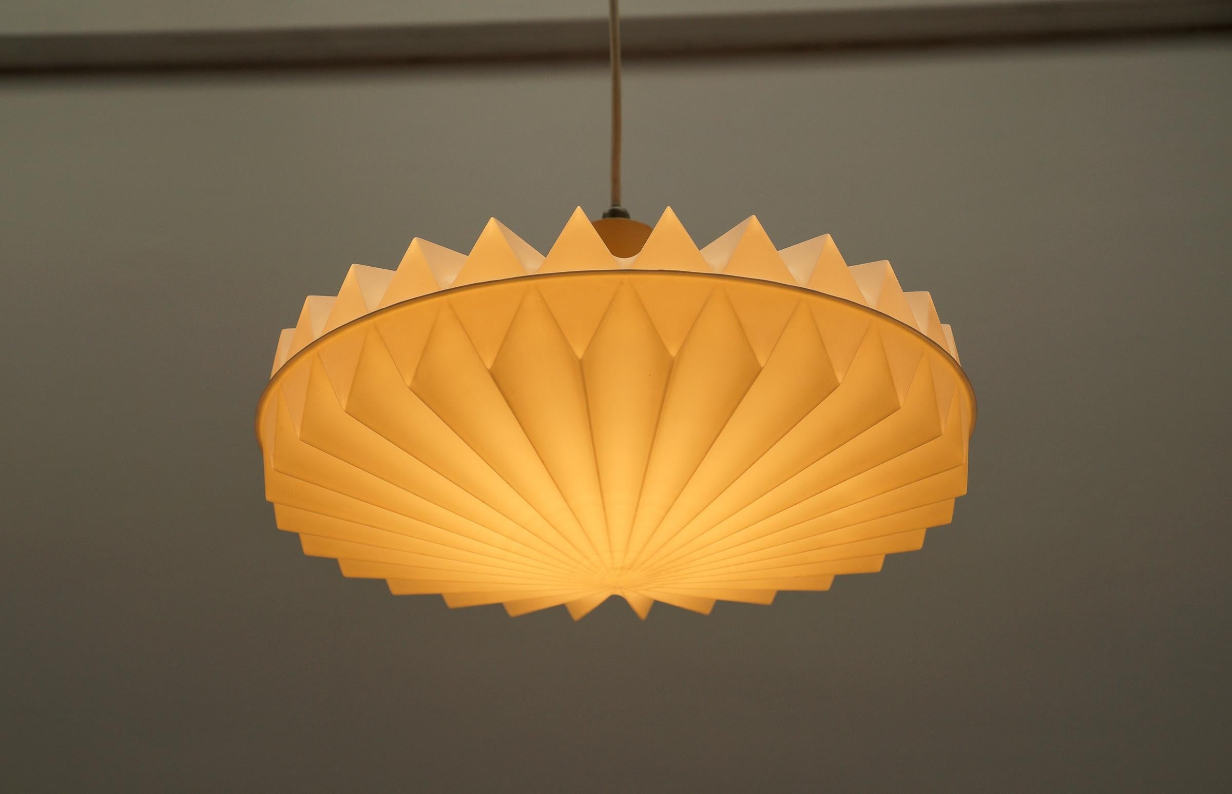 Lampe suspendue géométrique Aloys F. Gangkofner pour Erco Leuchten, Allemagne, années 1960 3