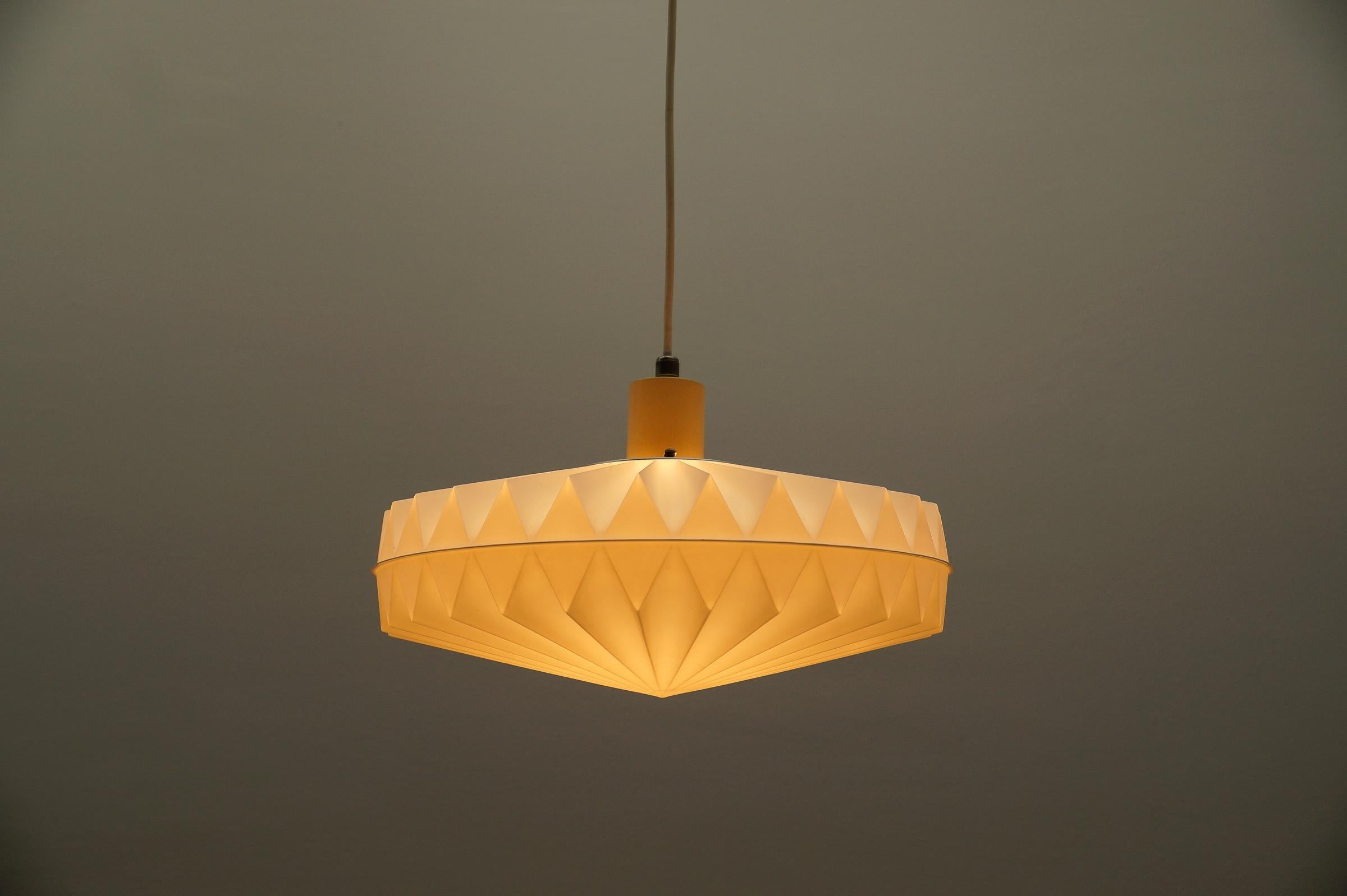 Lampe suspendue géométrique Aloys F. Gangkofner pour Erco Leuchten, Allemagne, années 1960 1