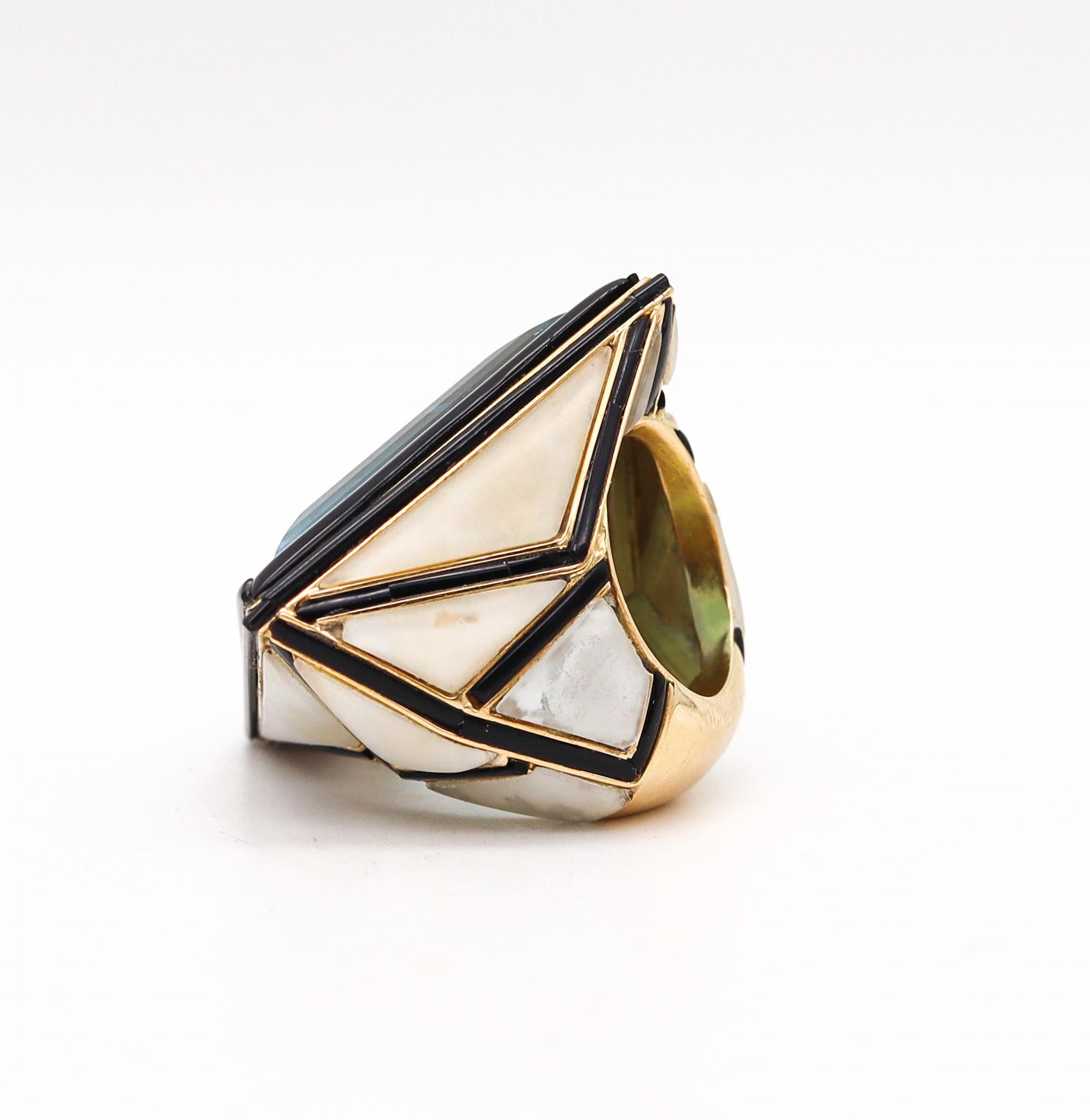 Geometric Post Modernist Geometric Cocktail Ring In 18Kt Yellow Gold With Topaz In Good Condition For Sale In Miami, FL