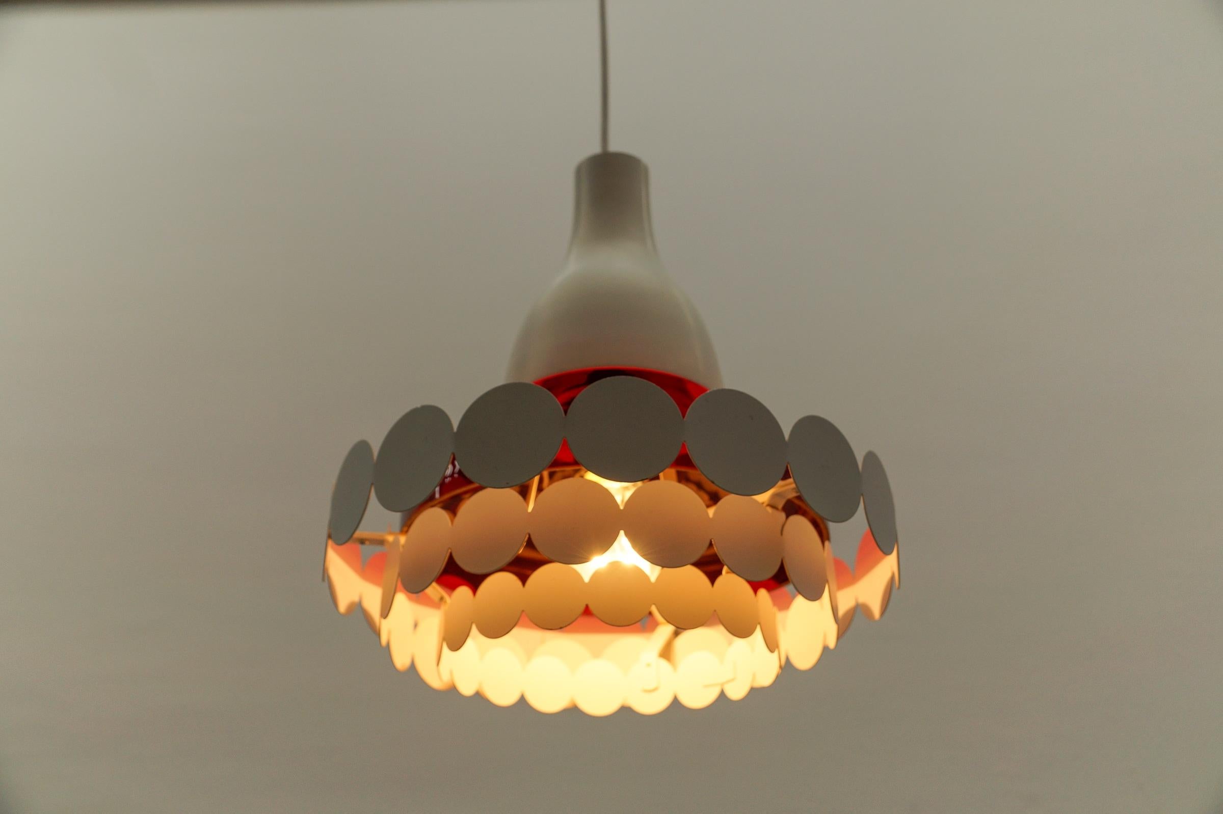 Lampada geometrica in vetro rosso di Doria Leuchten, Germania, anni '60 in vendita 3