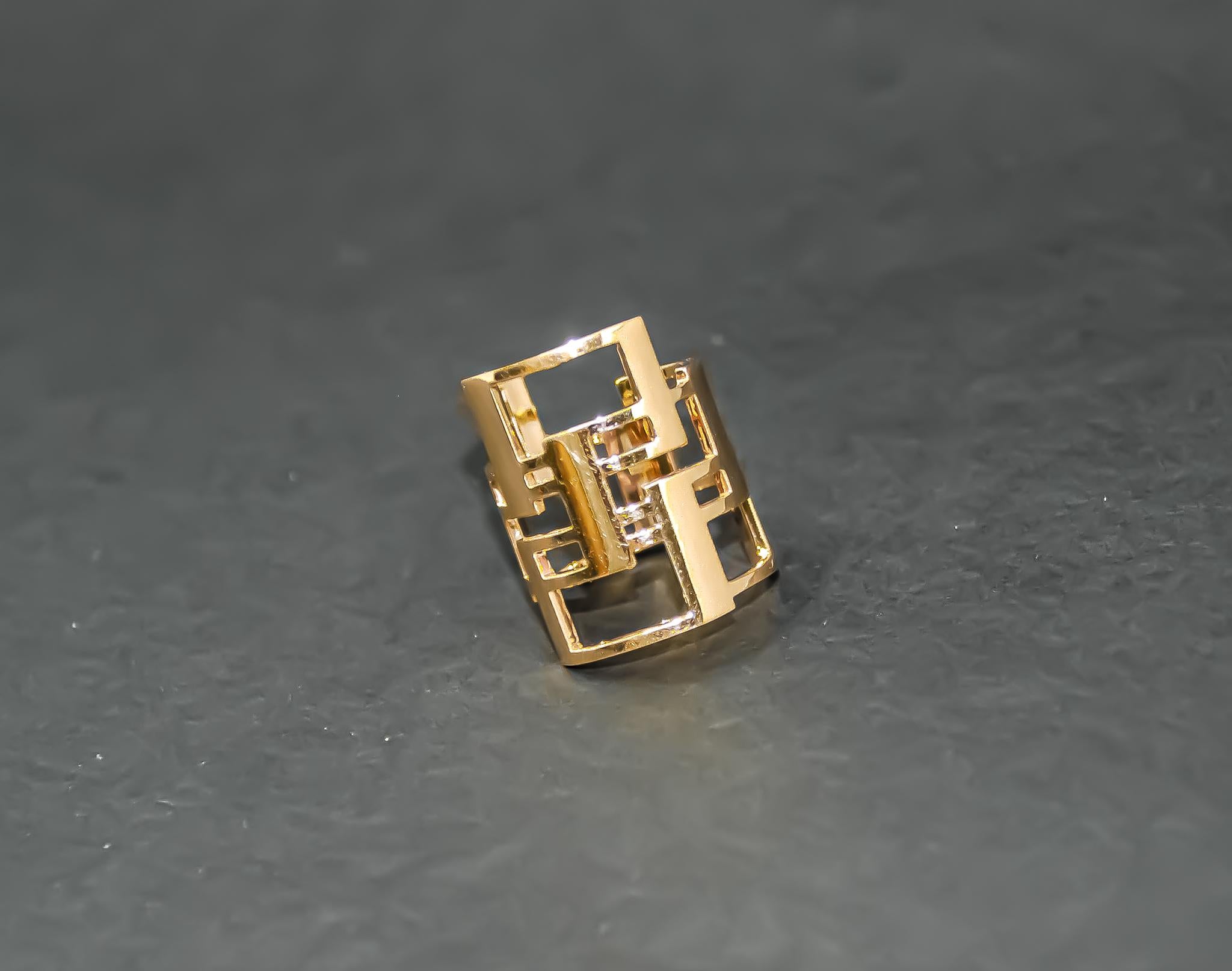 For Sale:  Geometric Ring in 18kt Gold by Mohamad Kamra 3