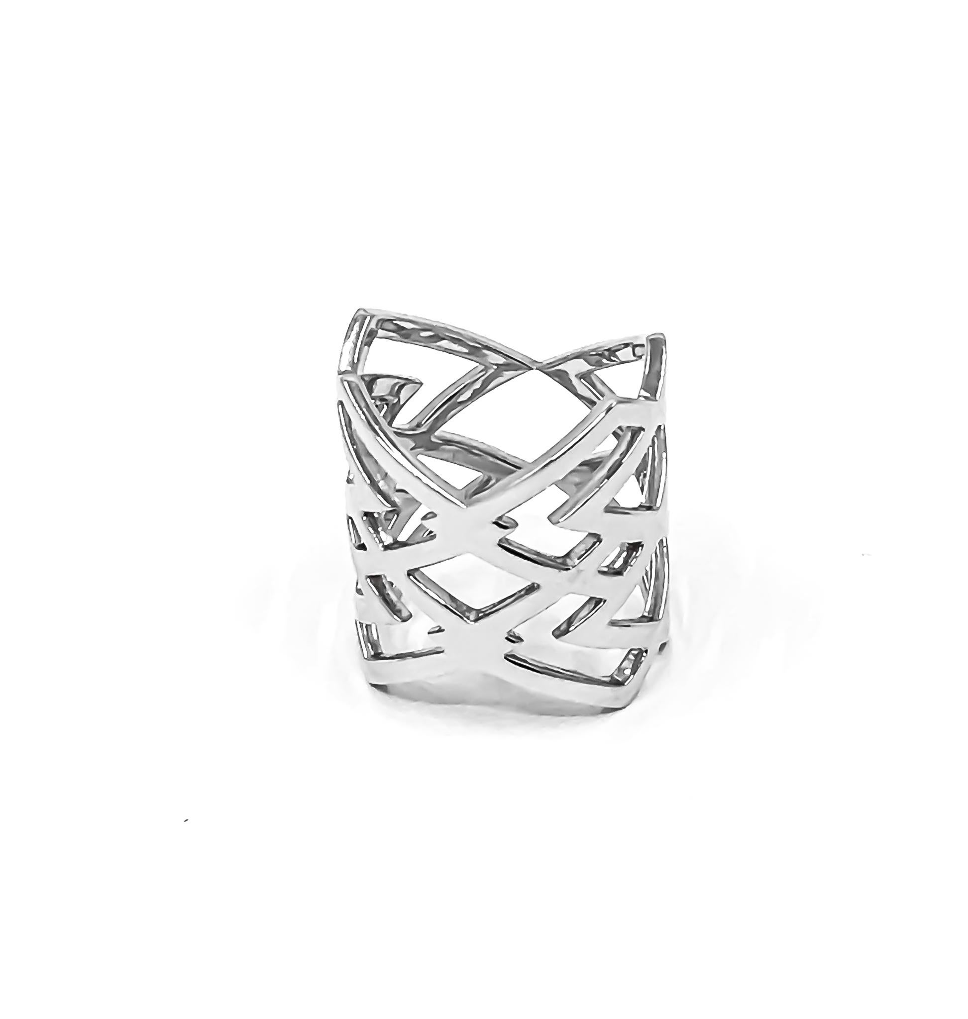 For Sale:  Geometric Ring in Platinum by Mohamad Kamra 4